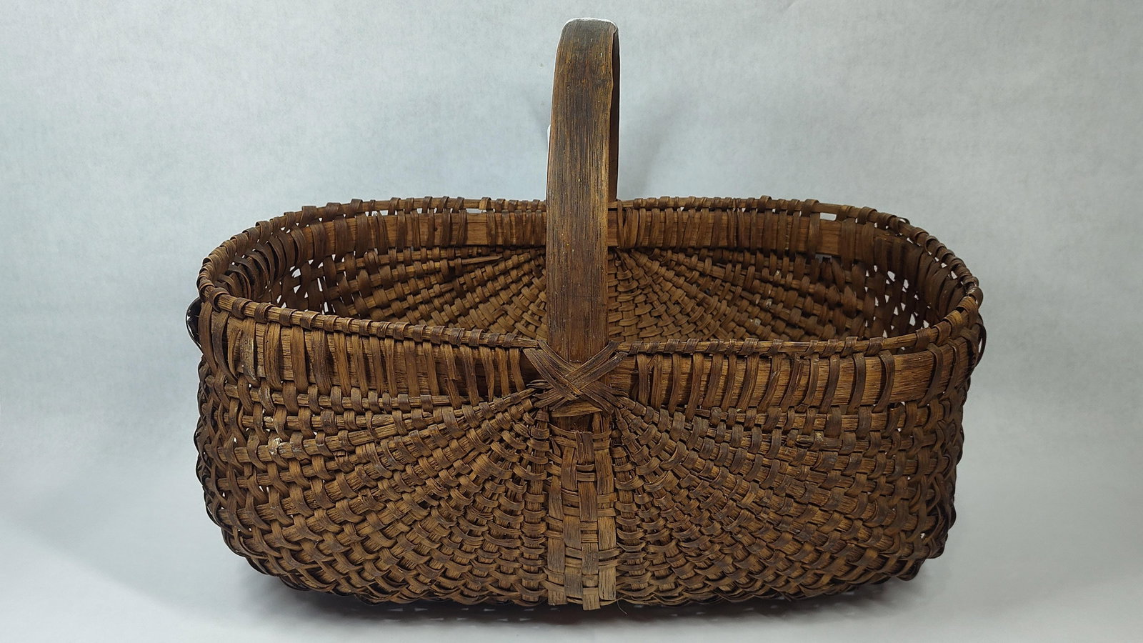 Woven Splint Wood Gathering Basket: A wonderful rectangular basket with bent wood handle. 18x11x13