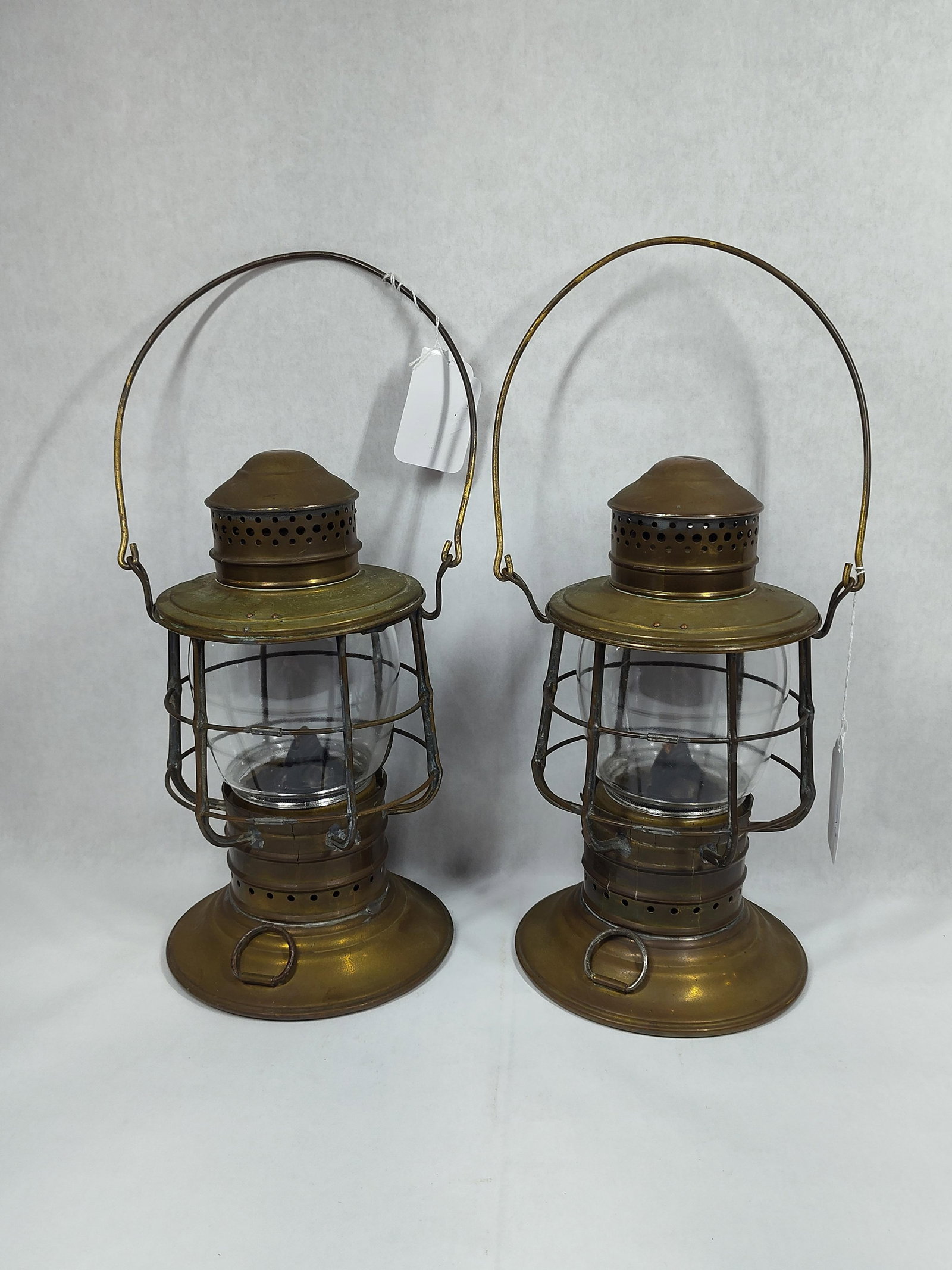 Pair of Lafayette Metal NY US Navy Brass Deck Lanterns (1 of 11)
