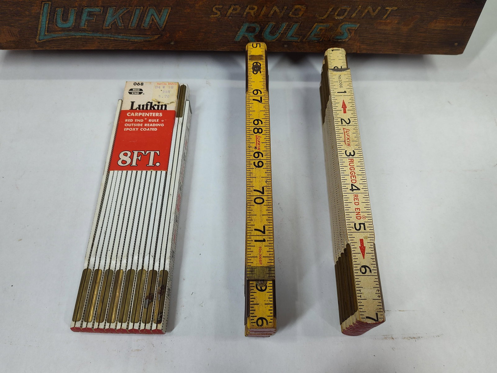 Lufkin Spring Joint Rules Oak Display Case - 6