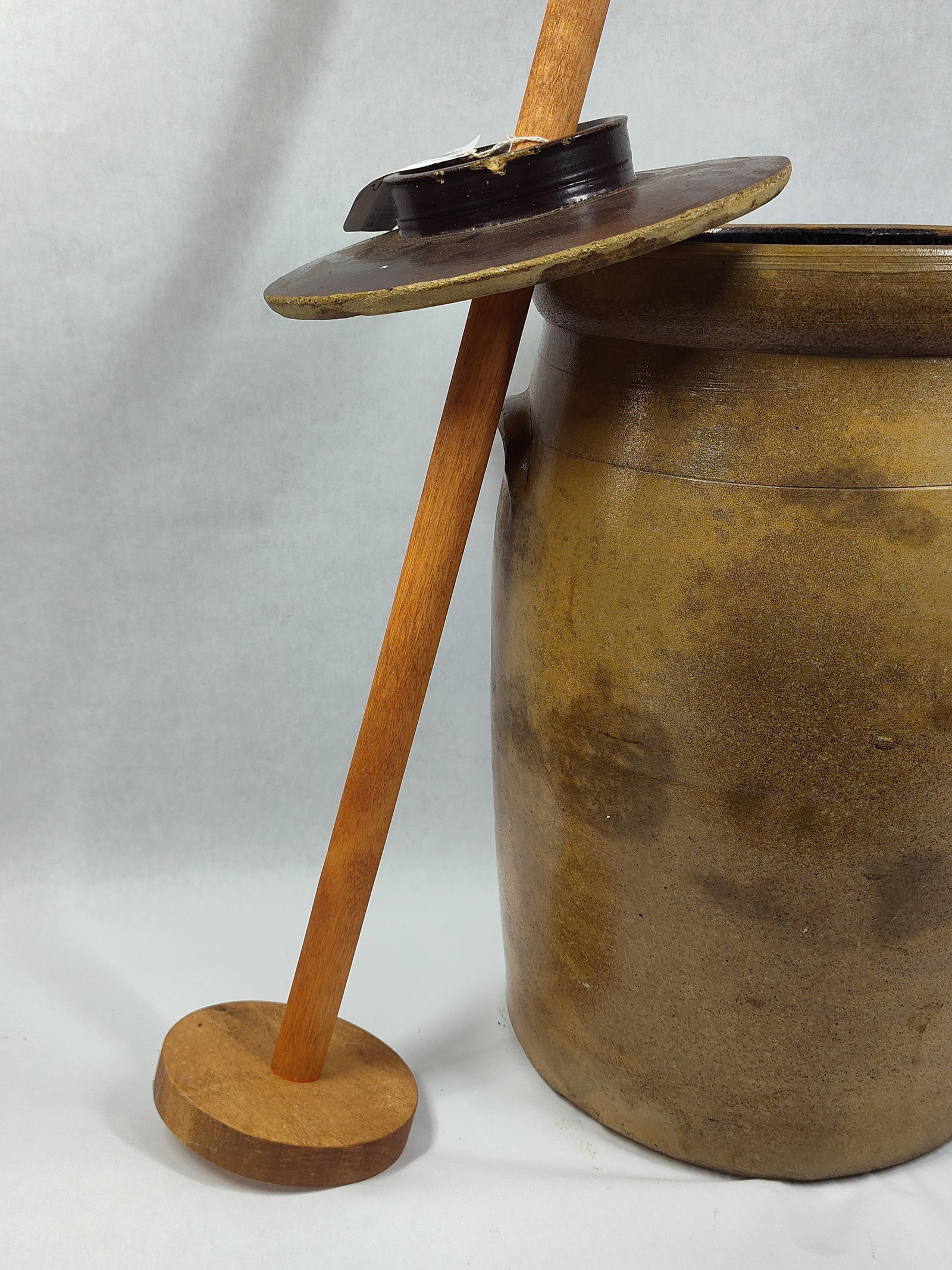 Stoneware 6gal Dasher Churn - 3