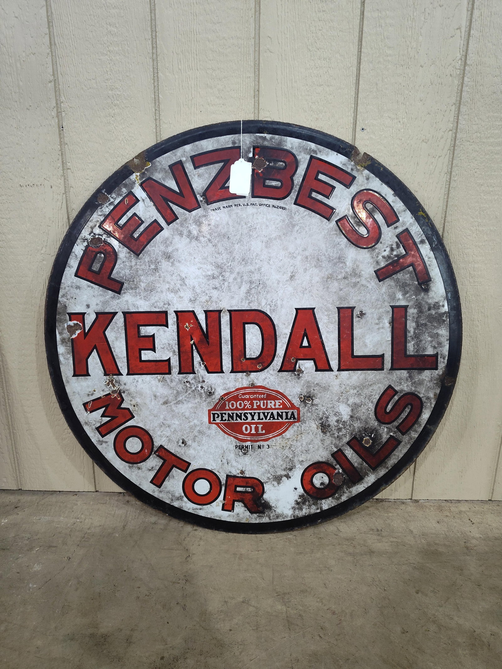 DSP Kendall Penzbest Motor Oils sign: 2-sided porcelain sign that is heavily soiled on both sides but believe it would clean up tremendously with a little elbow grease! Shows a few hits and 2 mounting holes are severed. 36in diameter.