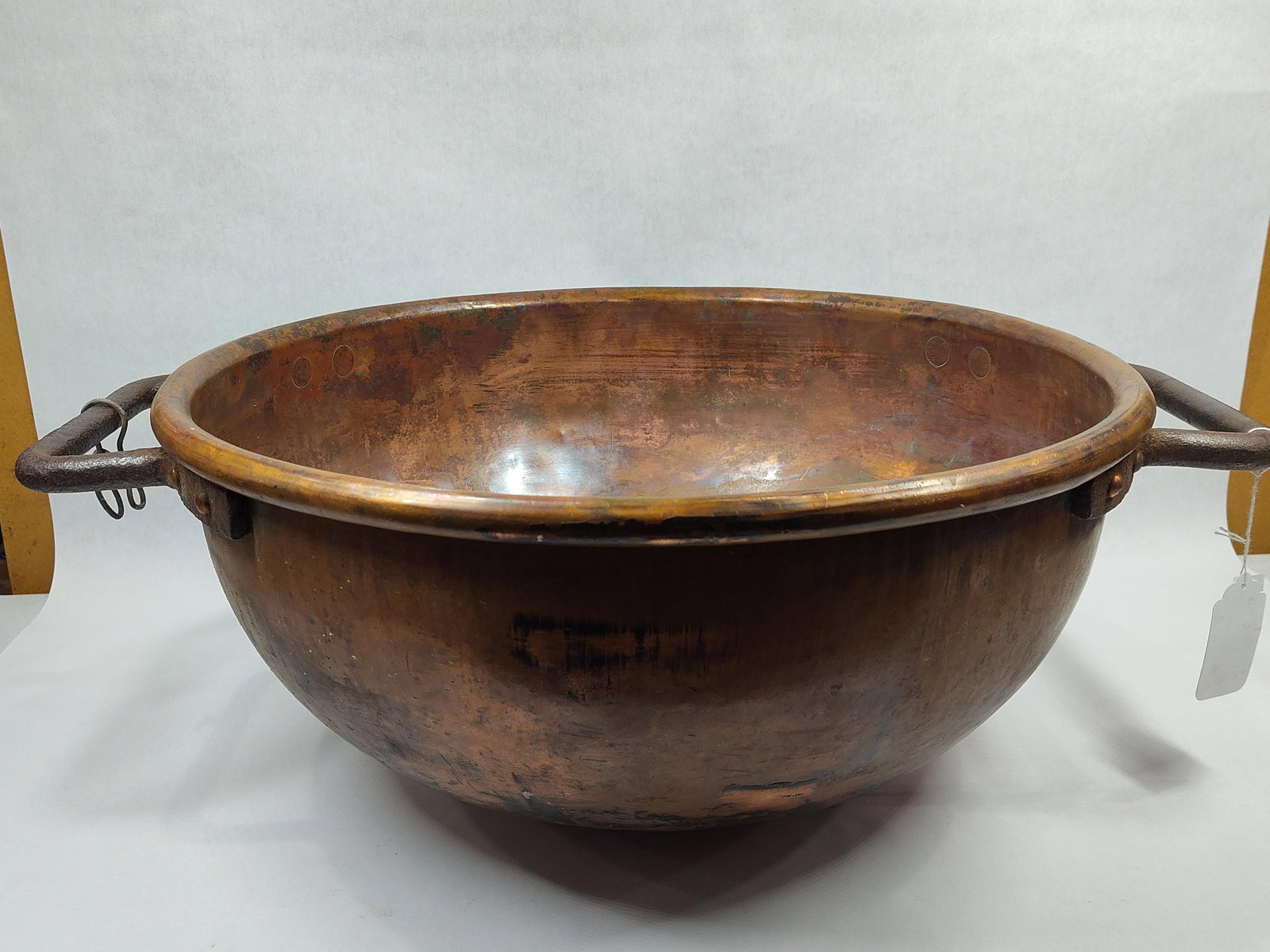 Nice Copper 2-Handled Candy Kettle (1 of 5)