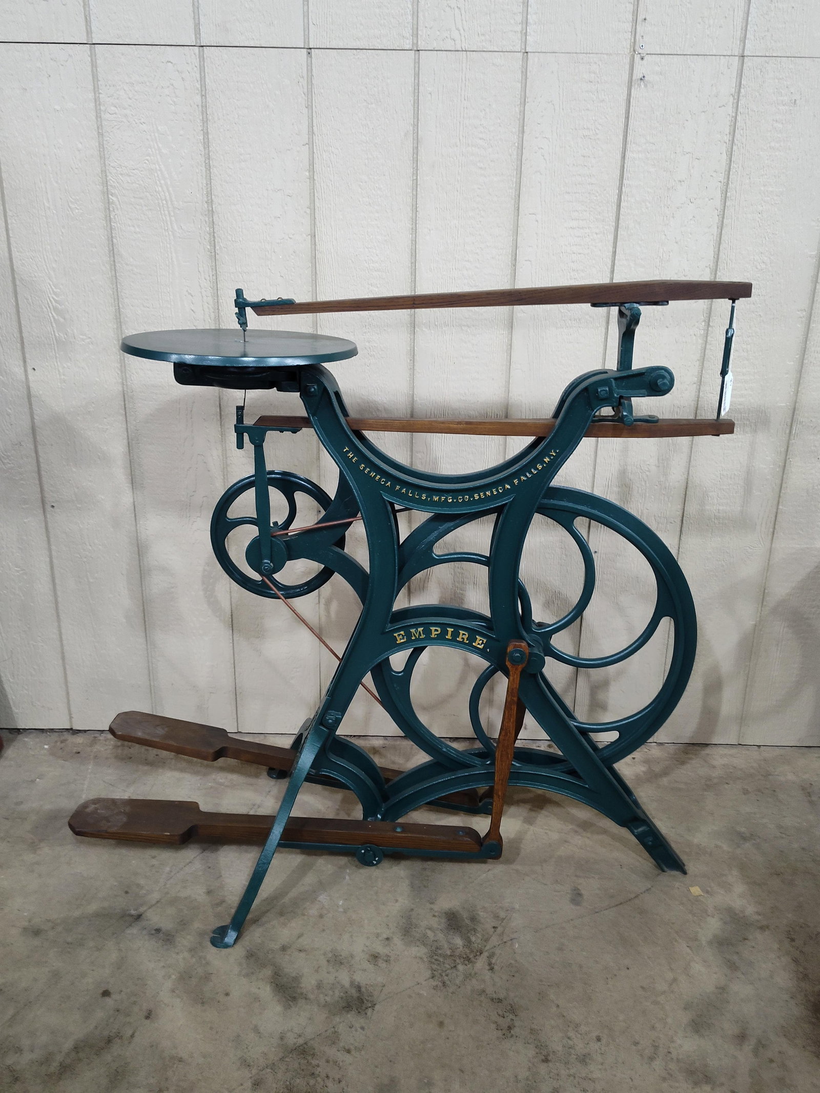 Nicely Restored Empire Foot Powered Scroll Saw (1 of 6)