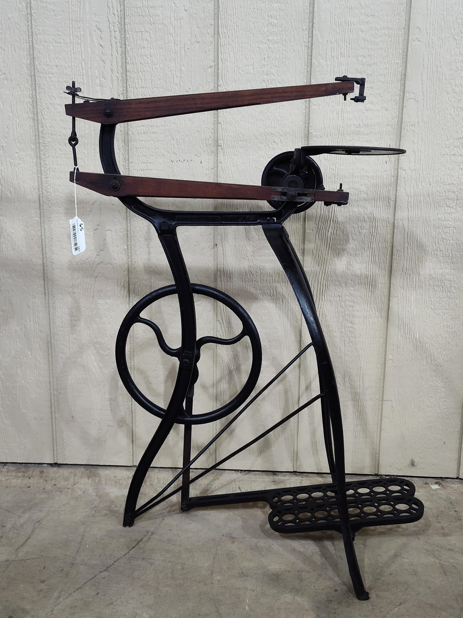 Very Early New Rodgers Foot Powered Scroll Saw: Another neat early foot powered saw! Appears may have been repainted at some point, is not restored like the other 2 but is in good solid condition! 31.5in to table surface. No blade.