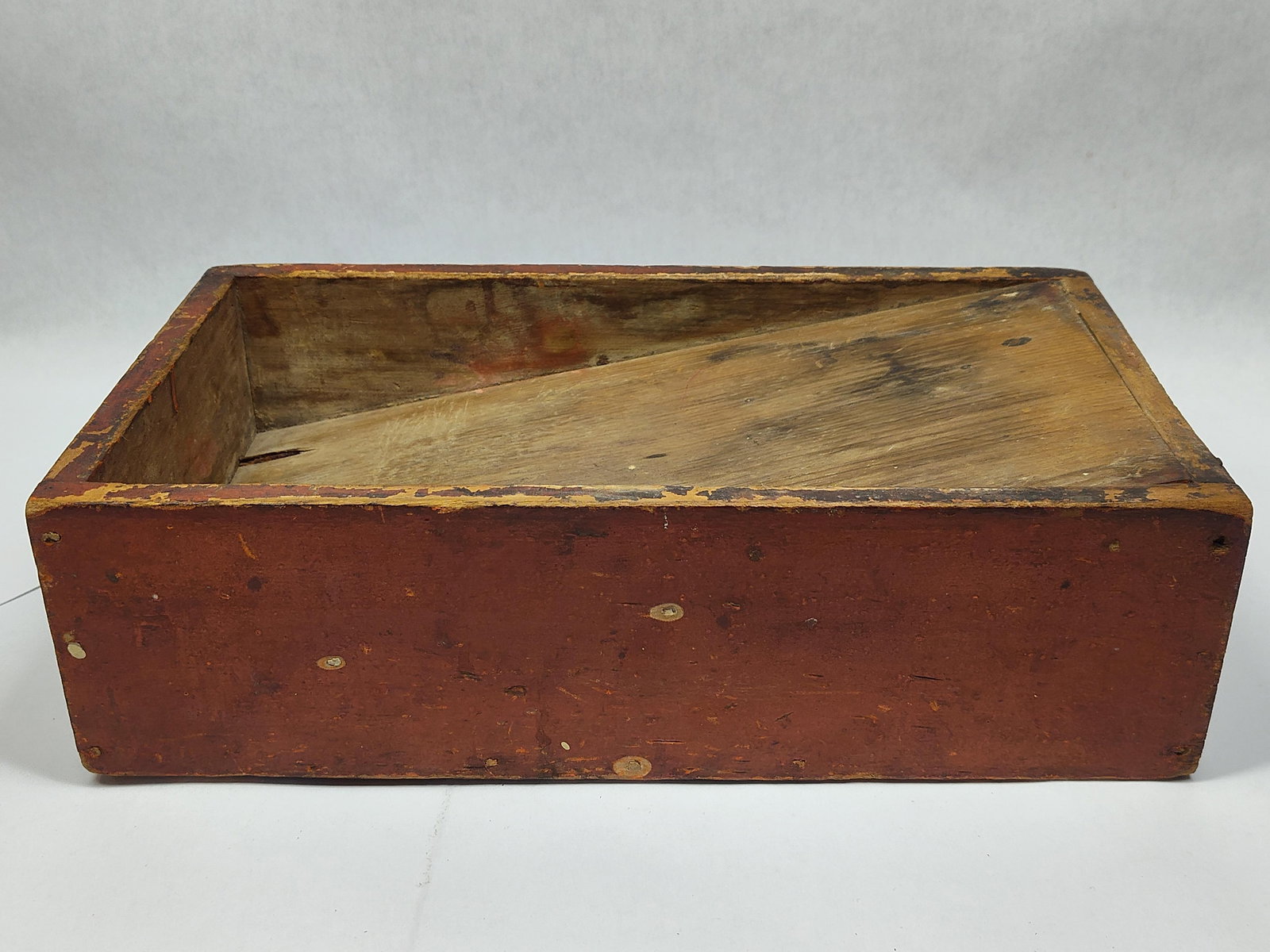 Primitive Painted Grain Mashing Box?? (1 of 4)