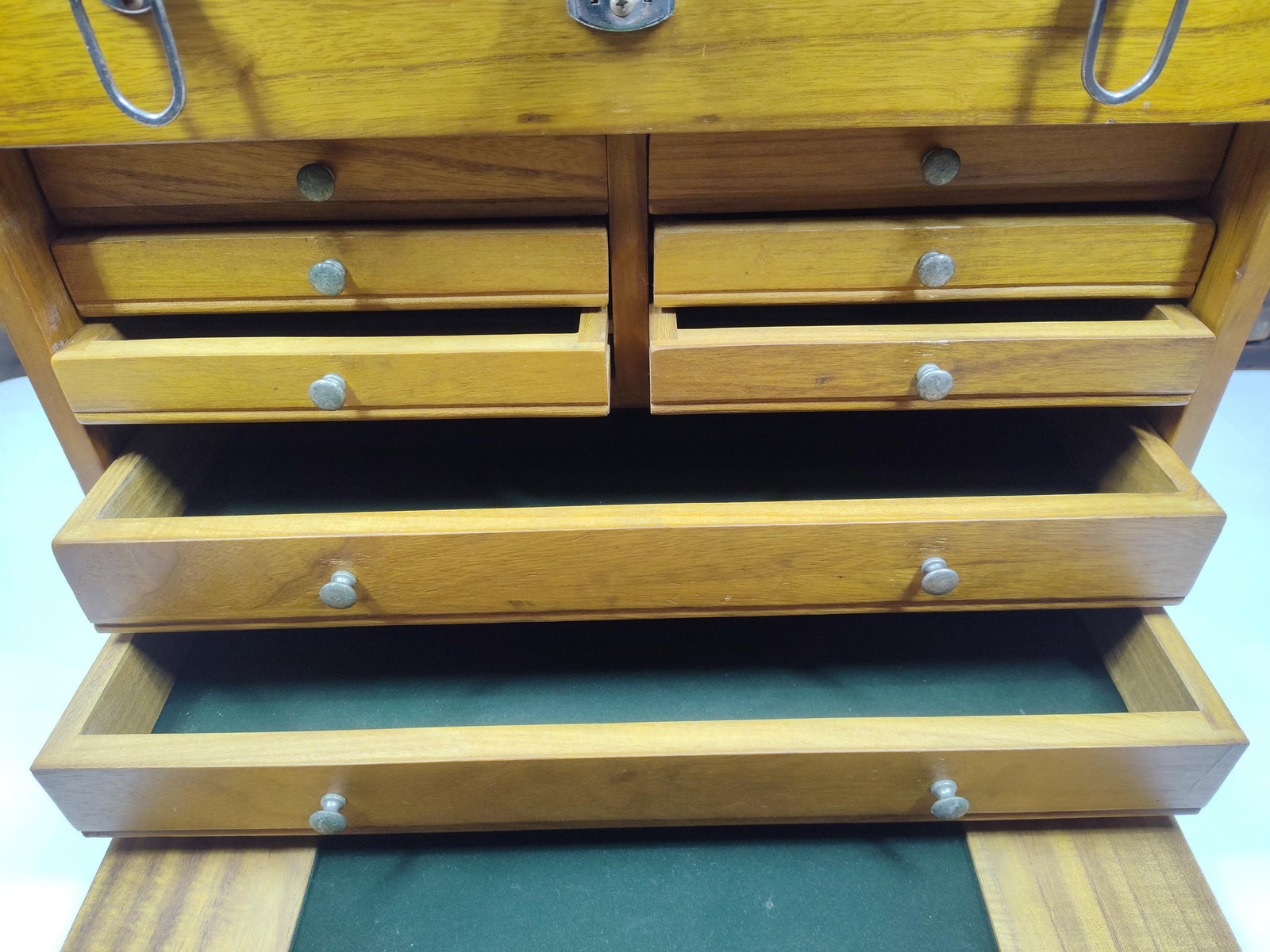 Nice Clean Machinist Chest - 3