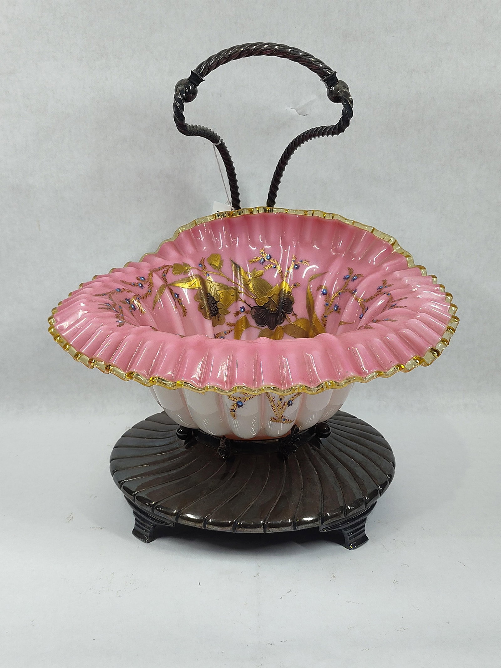 Fancy Victorian Meriden Pink Ruffled Bridal Basket (1 of 6)