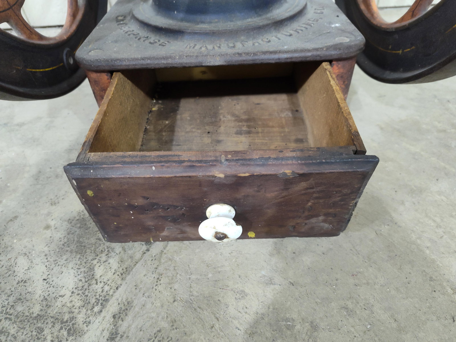 Enterprise 2-wheel Coffee Mill - 5