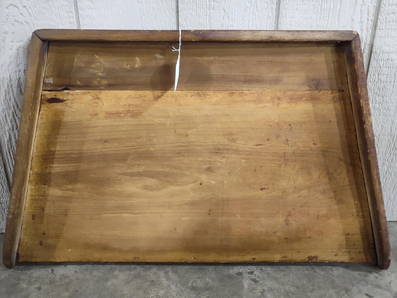 Great Large Primitive Dough or Noodle Board w/ Handle: Great early condition measuring 20 x 33