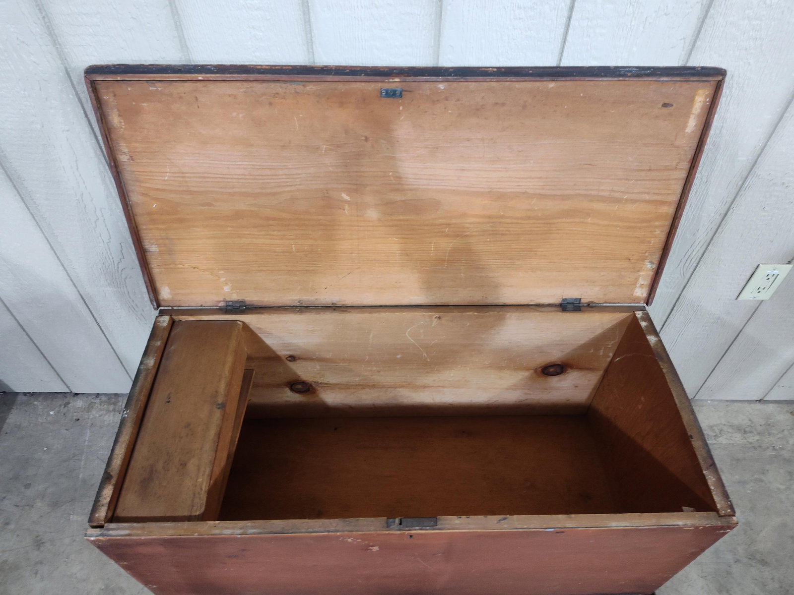 Early Sq Nailed Painted Footed Chest - 6