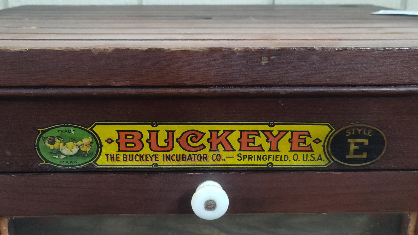 Small Buckeye Incubator - 2