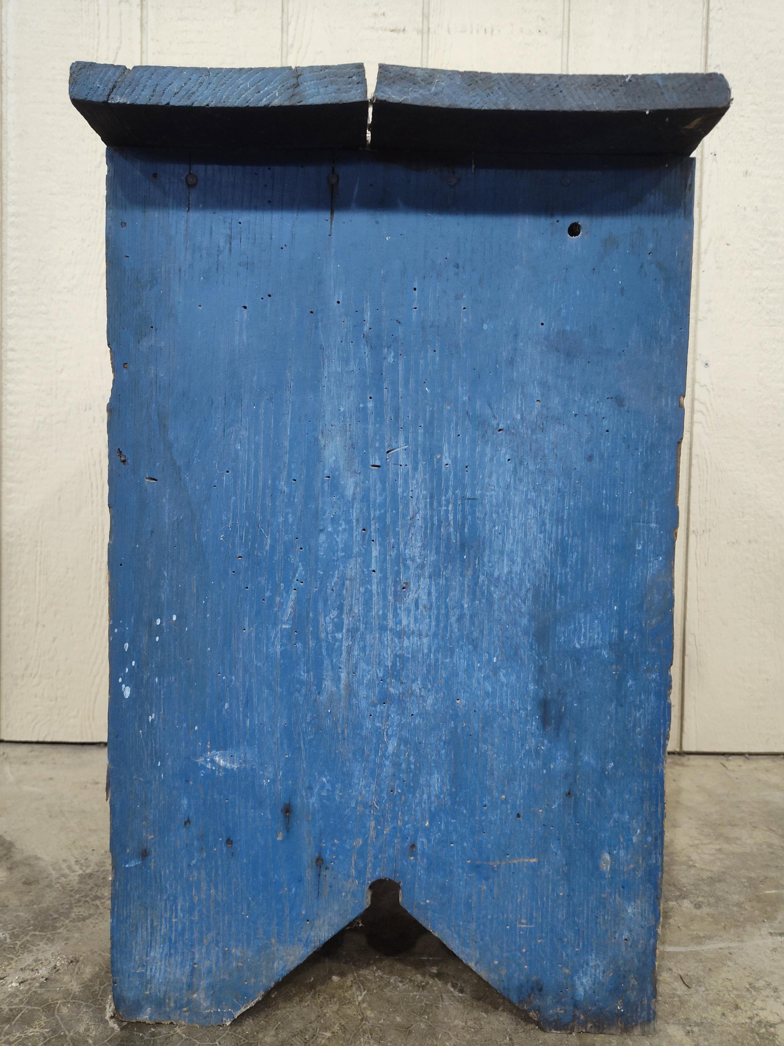 Small Painted 2-Door Cabinet - 4
