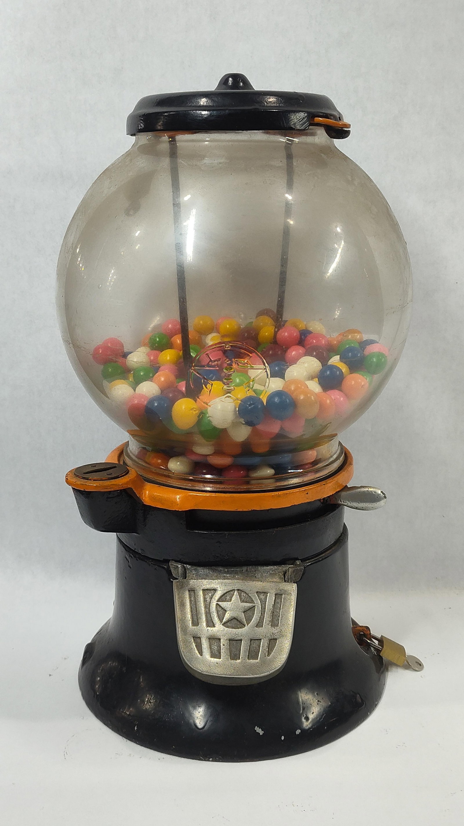 Columbus Vending Co. Coin-op 1cent Peanut/Candy Dispenser (1 of 4)