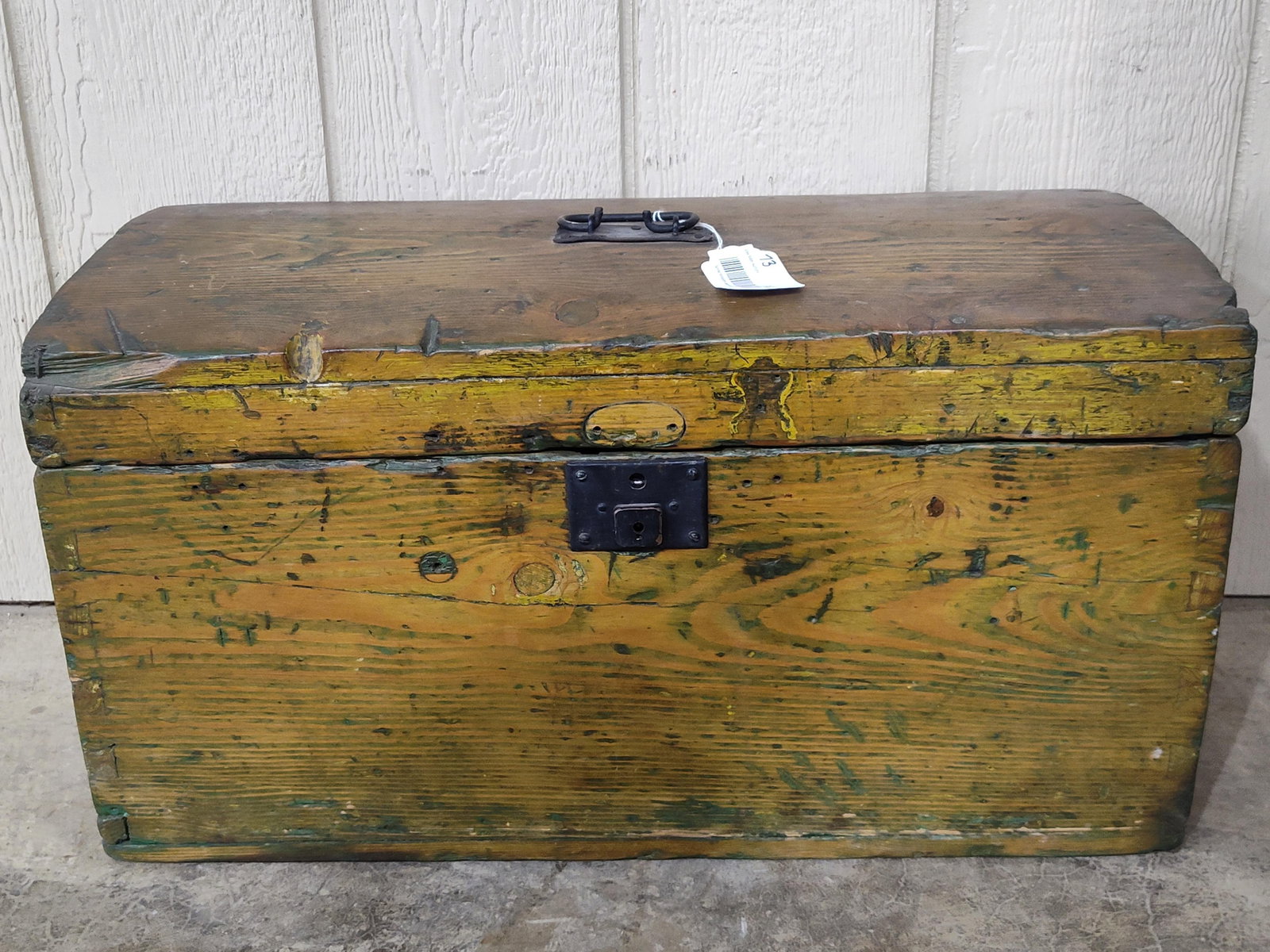 Early Dovetailed Mustard Trunk: Nice smaller sized trunk with a hint of mustard color! 24.5in long 12in wide 13in tall.