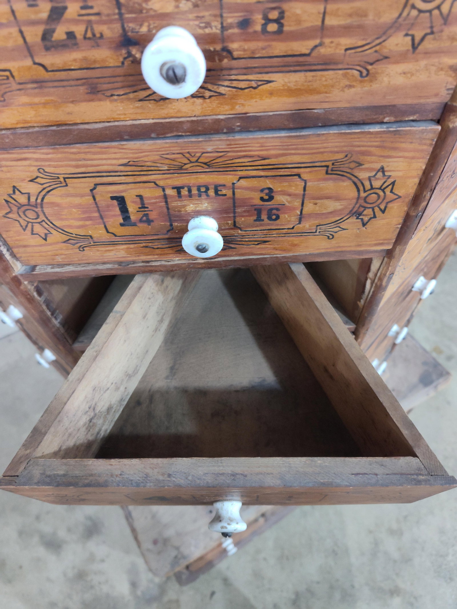 Outstanding Octagonal 98drw Rotating Hardware Cabinet - 3