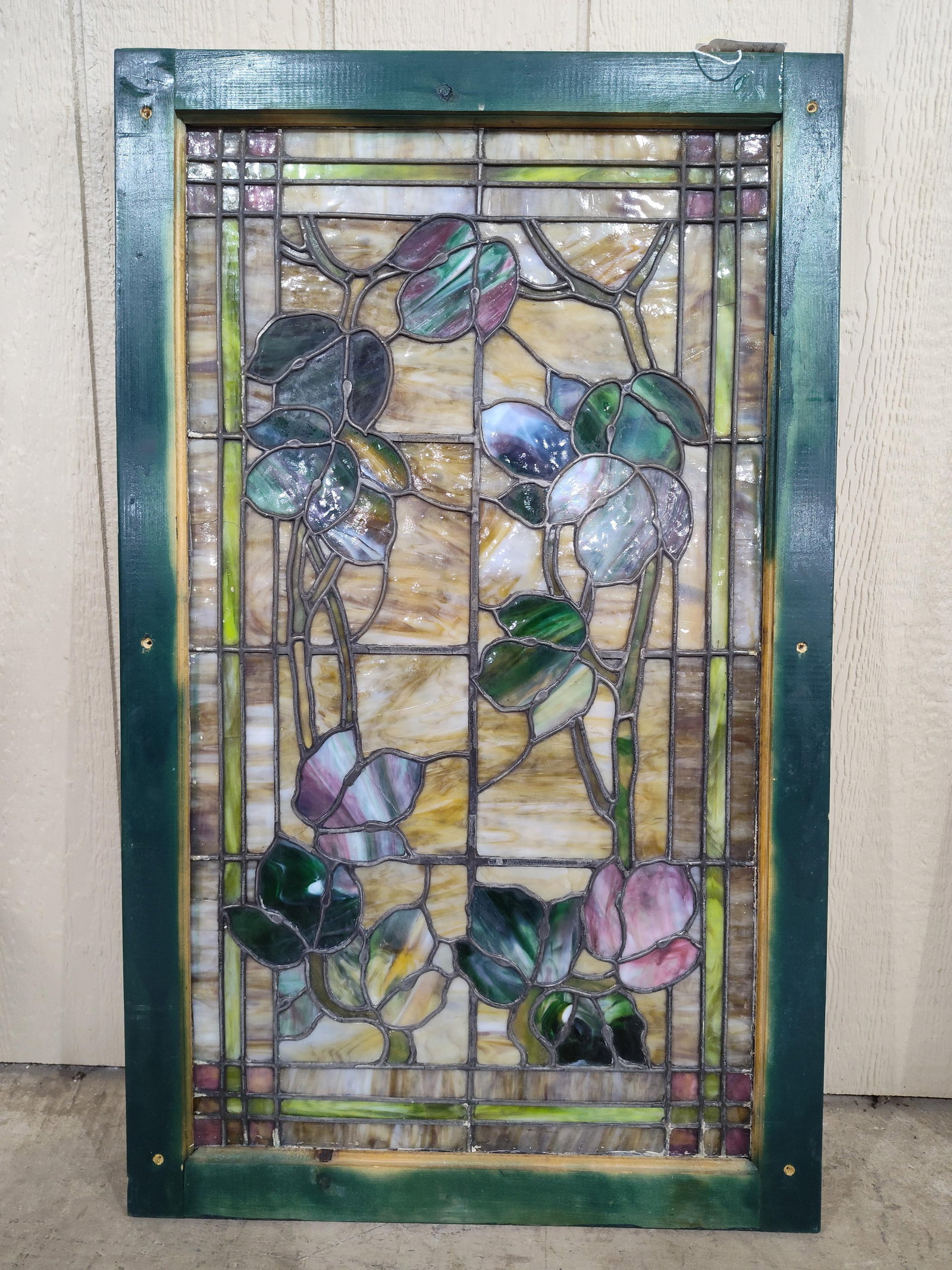 Antique English Stained Glass Window: Nice floral pattern window with a few minor hairlines but overall in good condition! 21.5in x 35.5in.