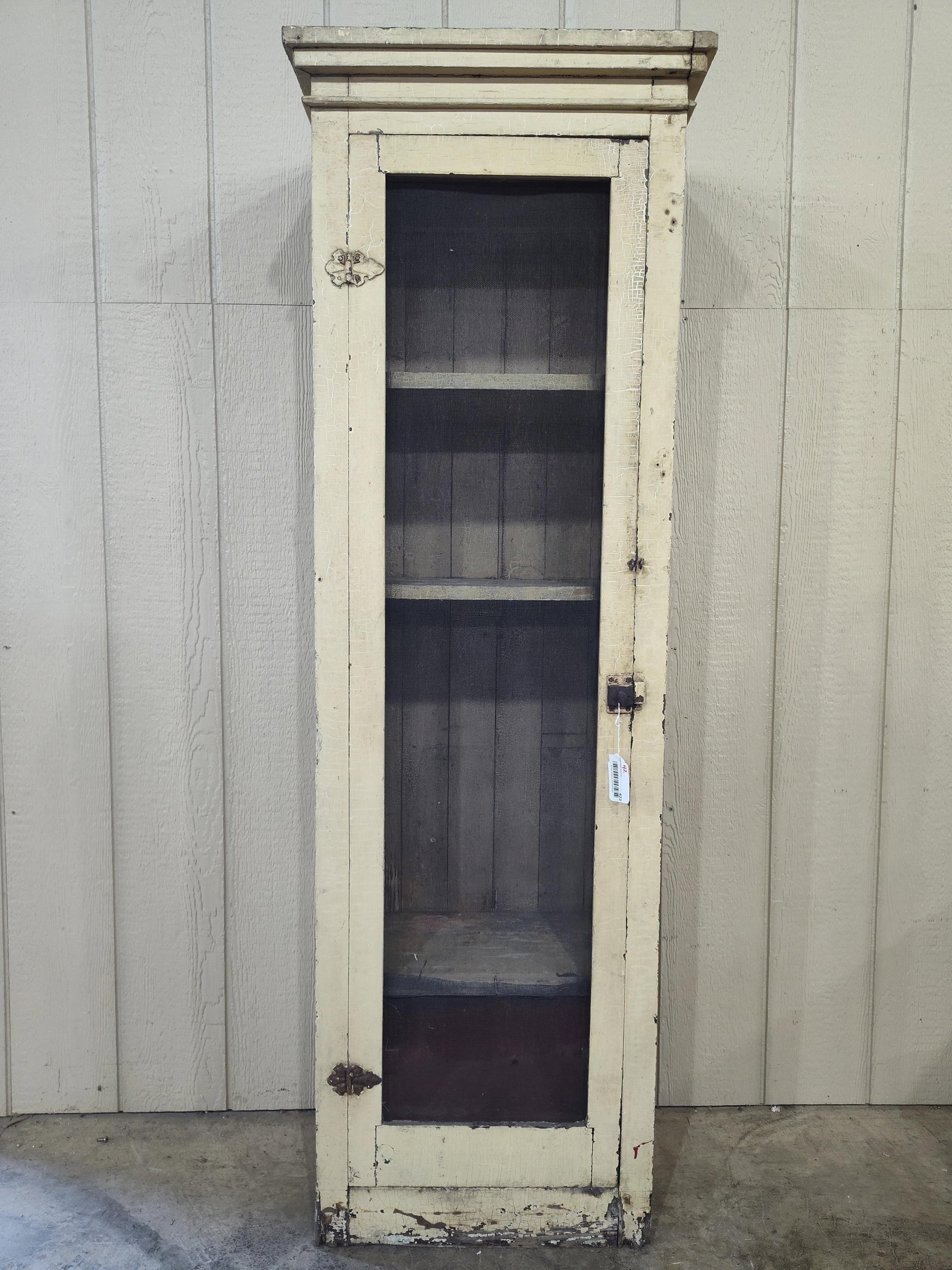 Primitive Painted Screened Chimney Cupboard: With awesome alligator skin paint and beadboard backer!! 20in wide 13in deep 69in tall.