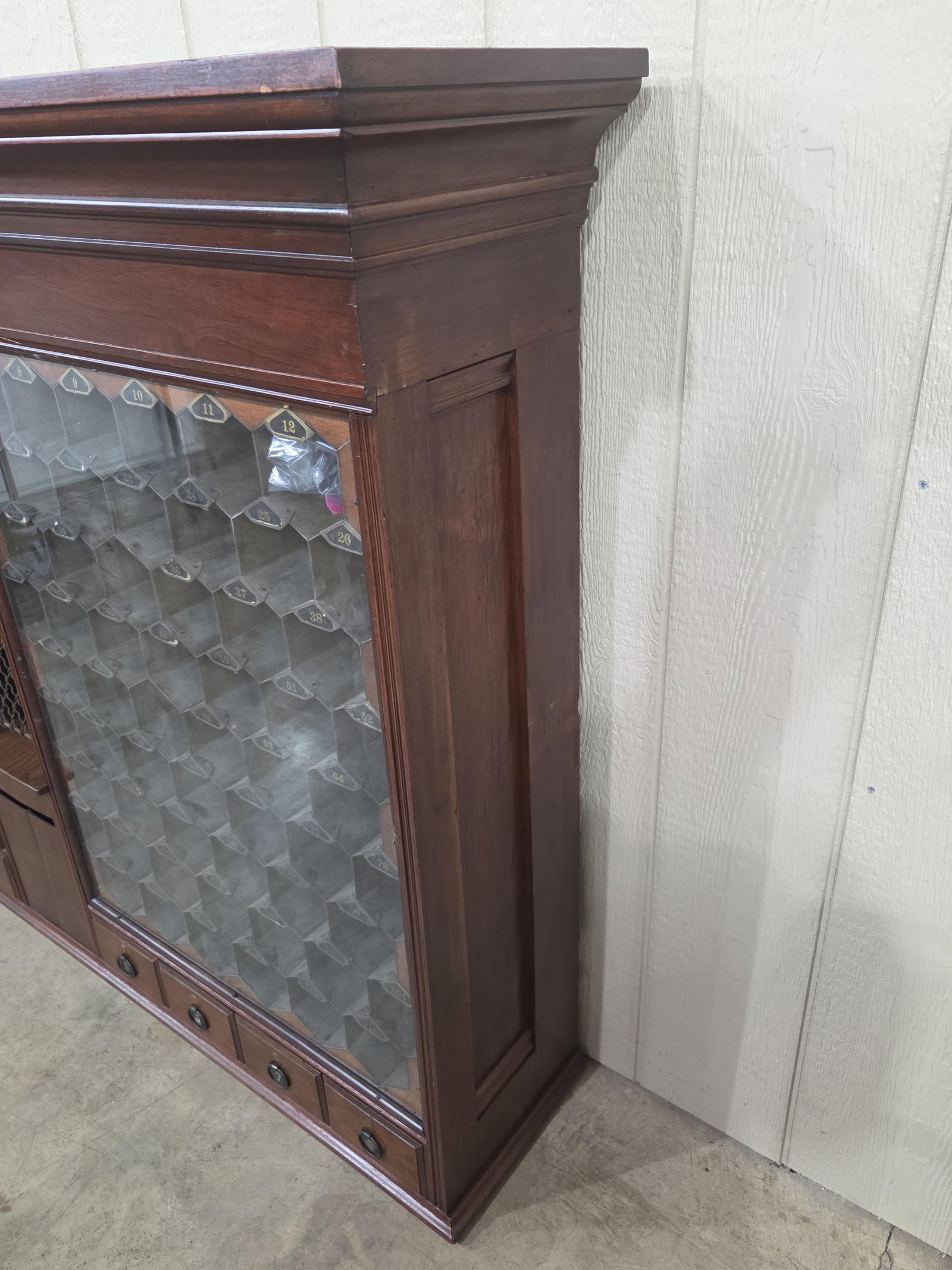 Outstanding Mail Delivery Postal Cabinet - 11