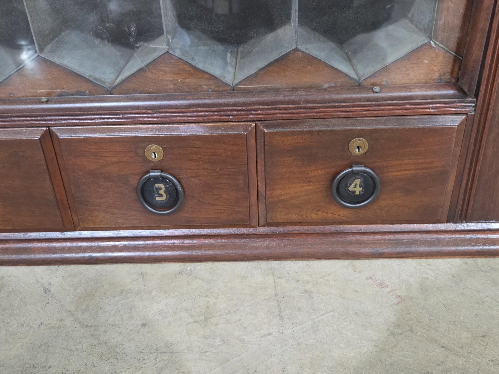 Outstanding Mail Delivery Postal Cabinet - 5