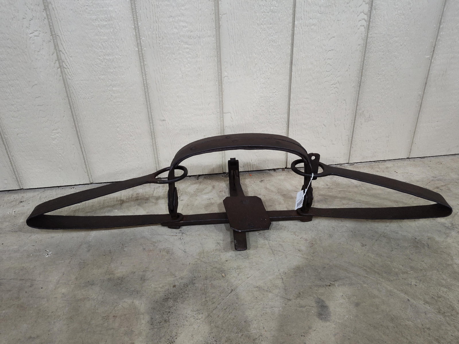 Early Unmarked Primitive Bear Trap (1 of 5)