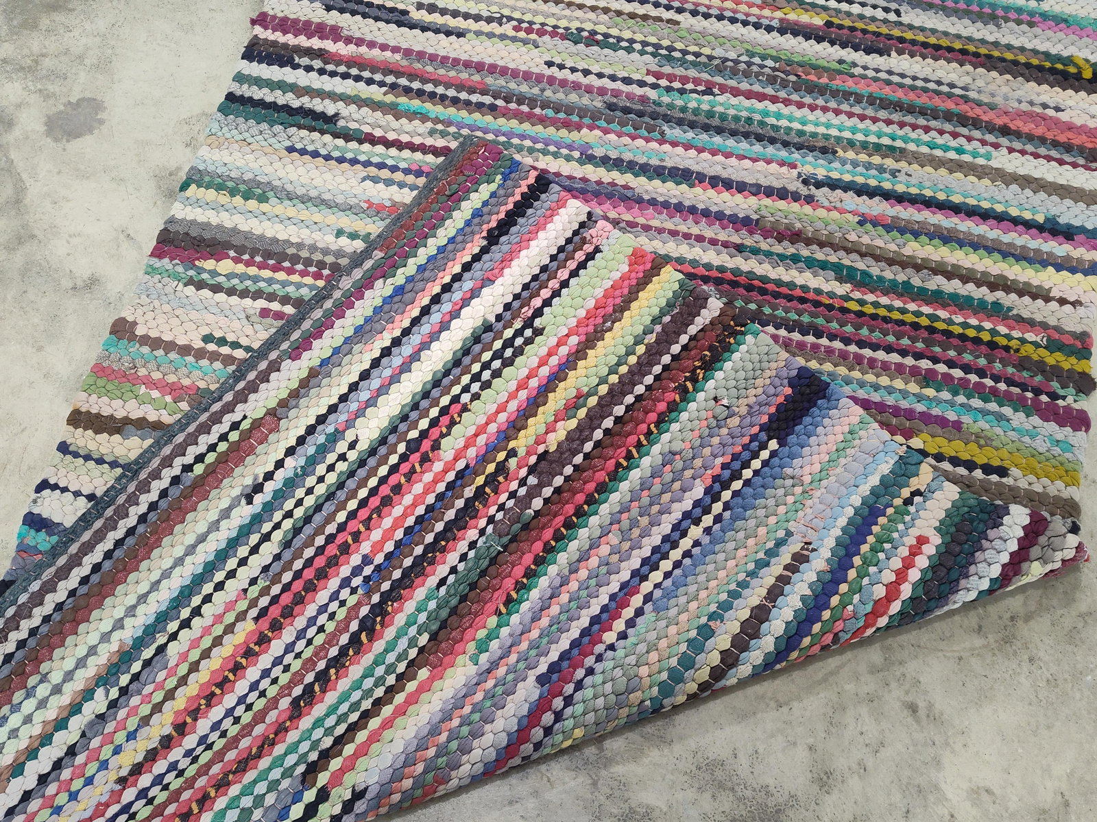 Early Braided Rug - 6