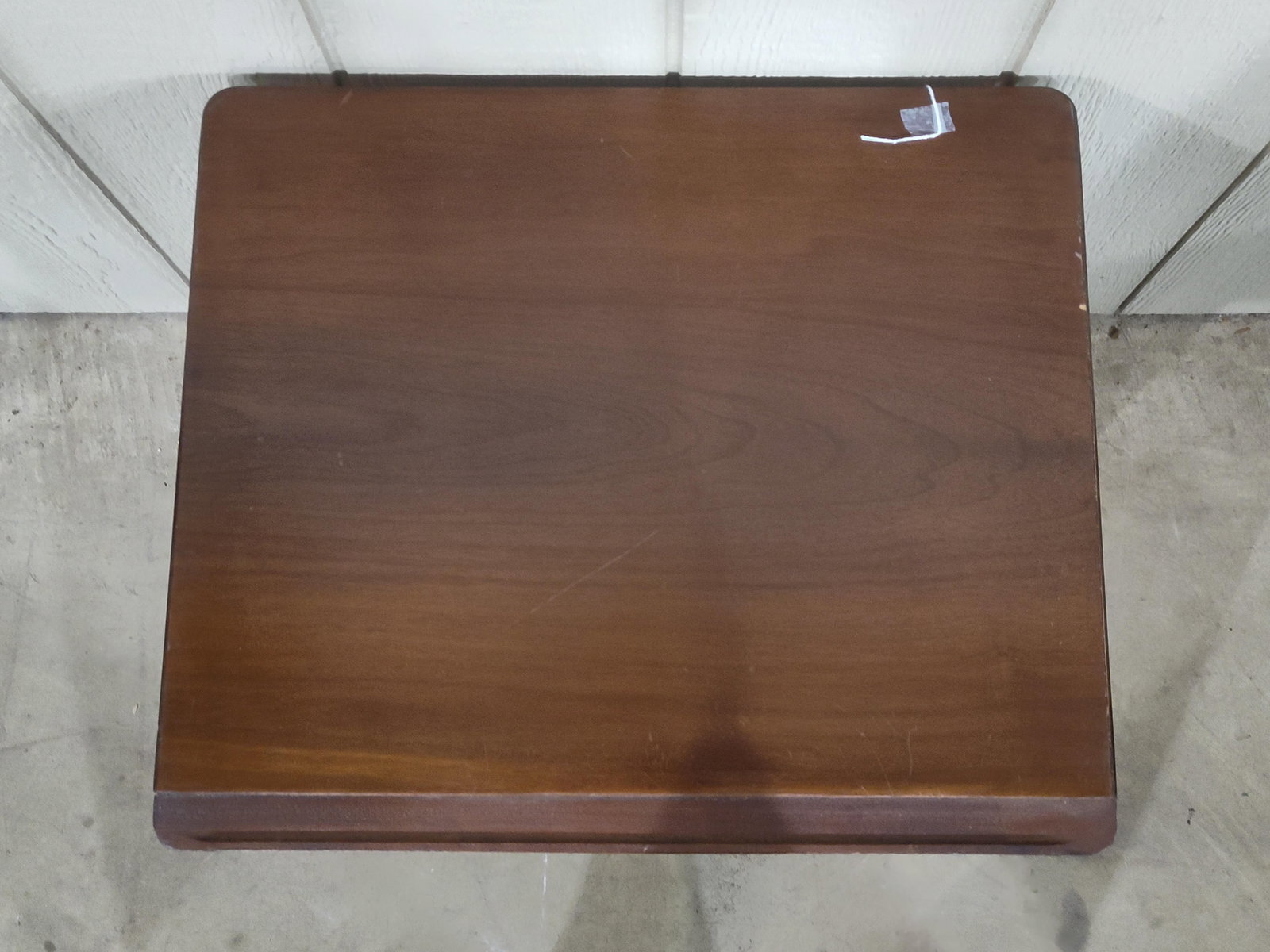 Neat Early Childs Adjustable Writing Table - 2