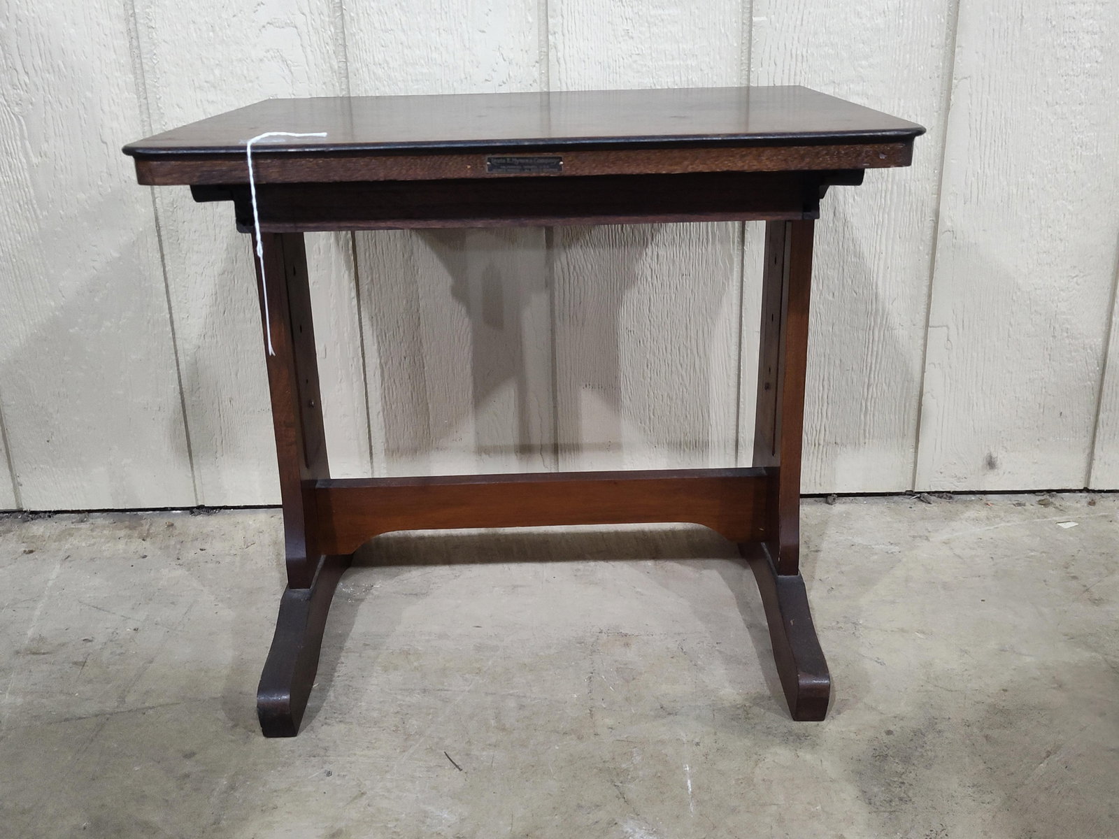 Neat Early Childs Adjustable Writing Table - 7