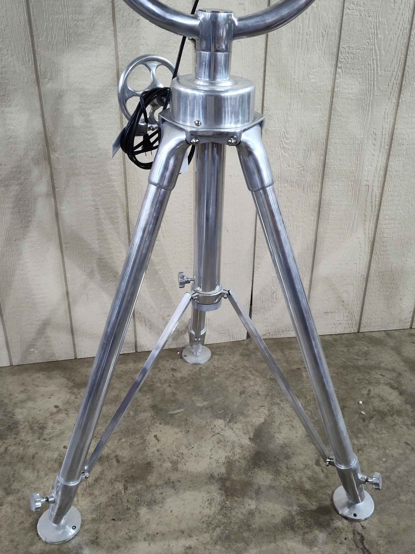 Nautical Royal Master Adjustable Sea Light - 2