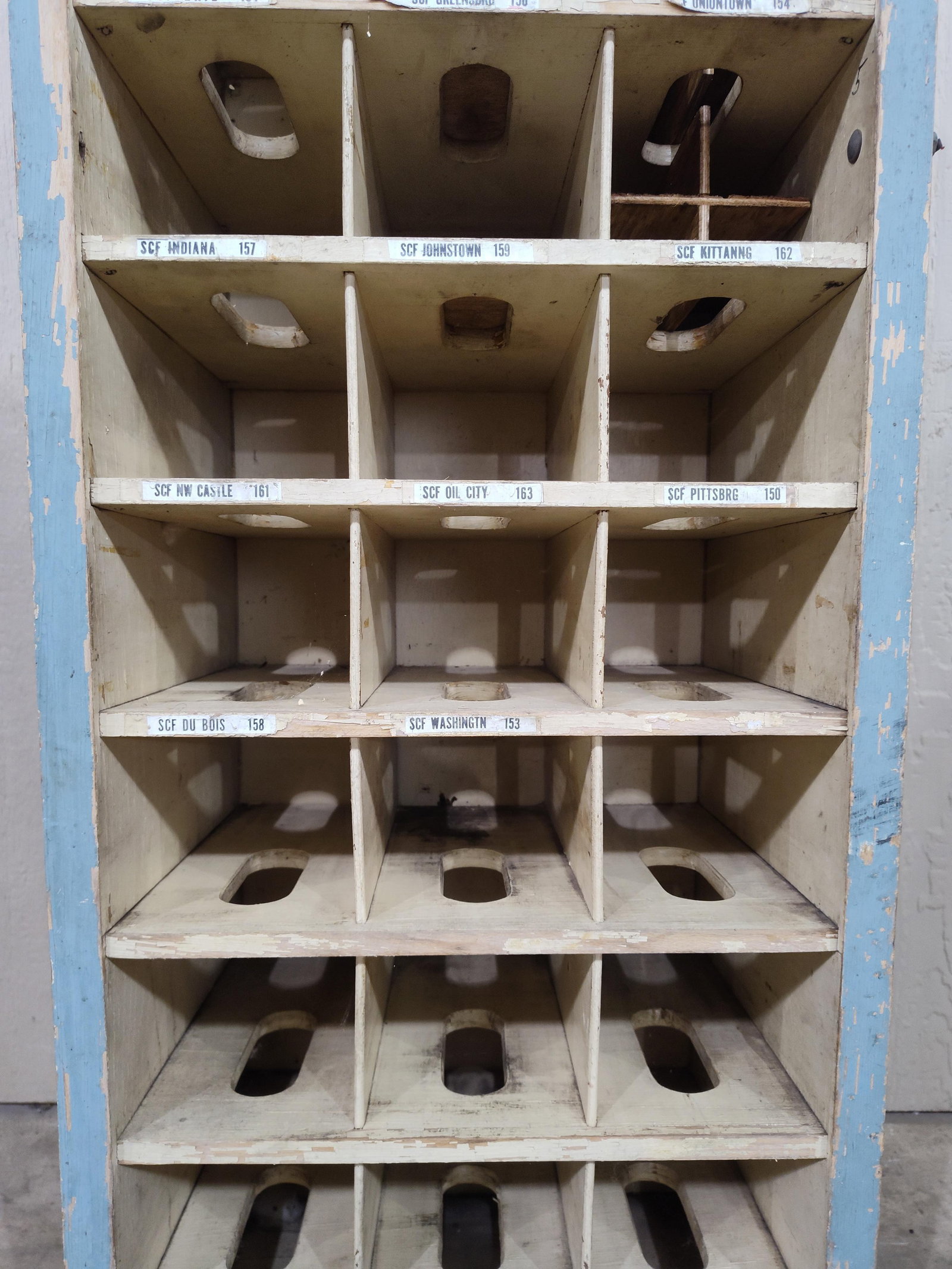 Primitive painted Dovetailed Postal Cabinet - 3