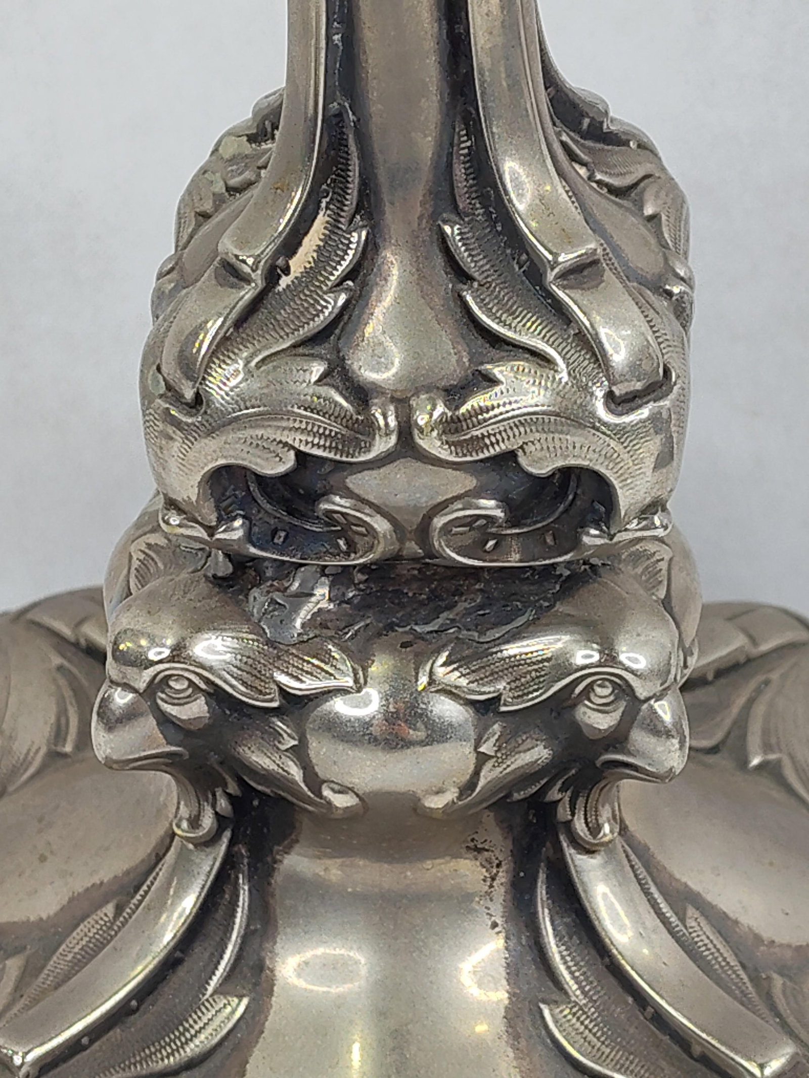 Baroque/Rococo Style Phoenix Head candlesticks - 4