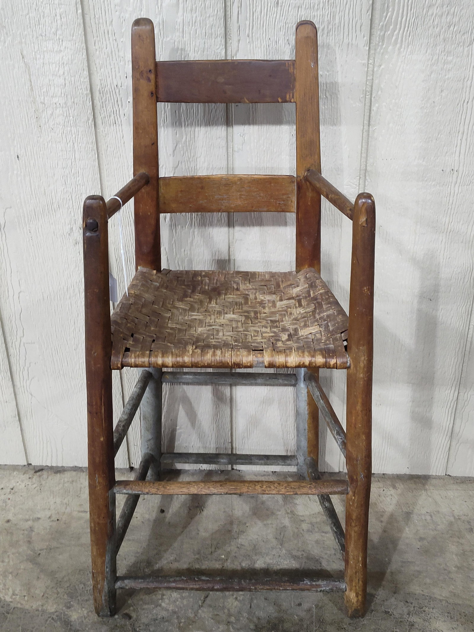 Antique Southern Primitive Child's High Chair: Shows areas of old gray paint. Seat height is 19.5in overall is 34in. Has a great early look!!