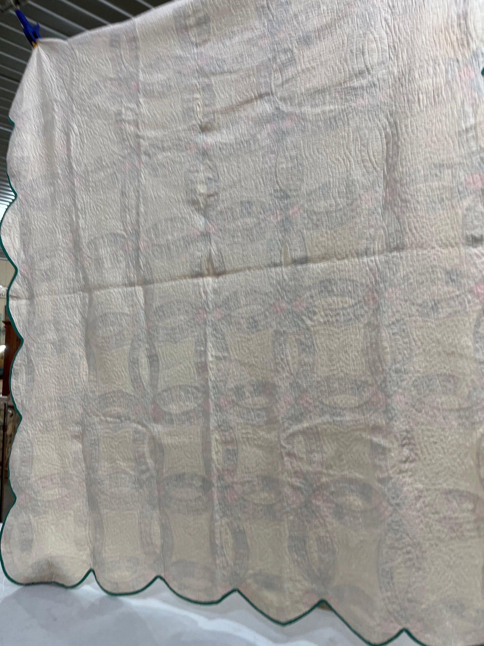 Double Wedding Ring Quilt - 4