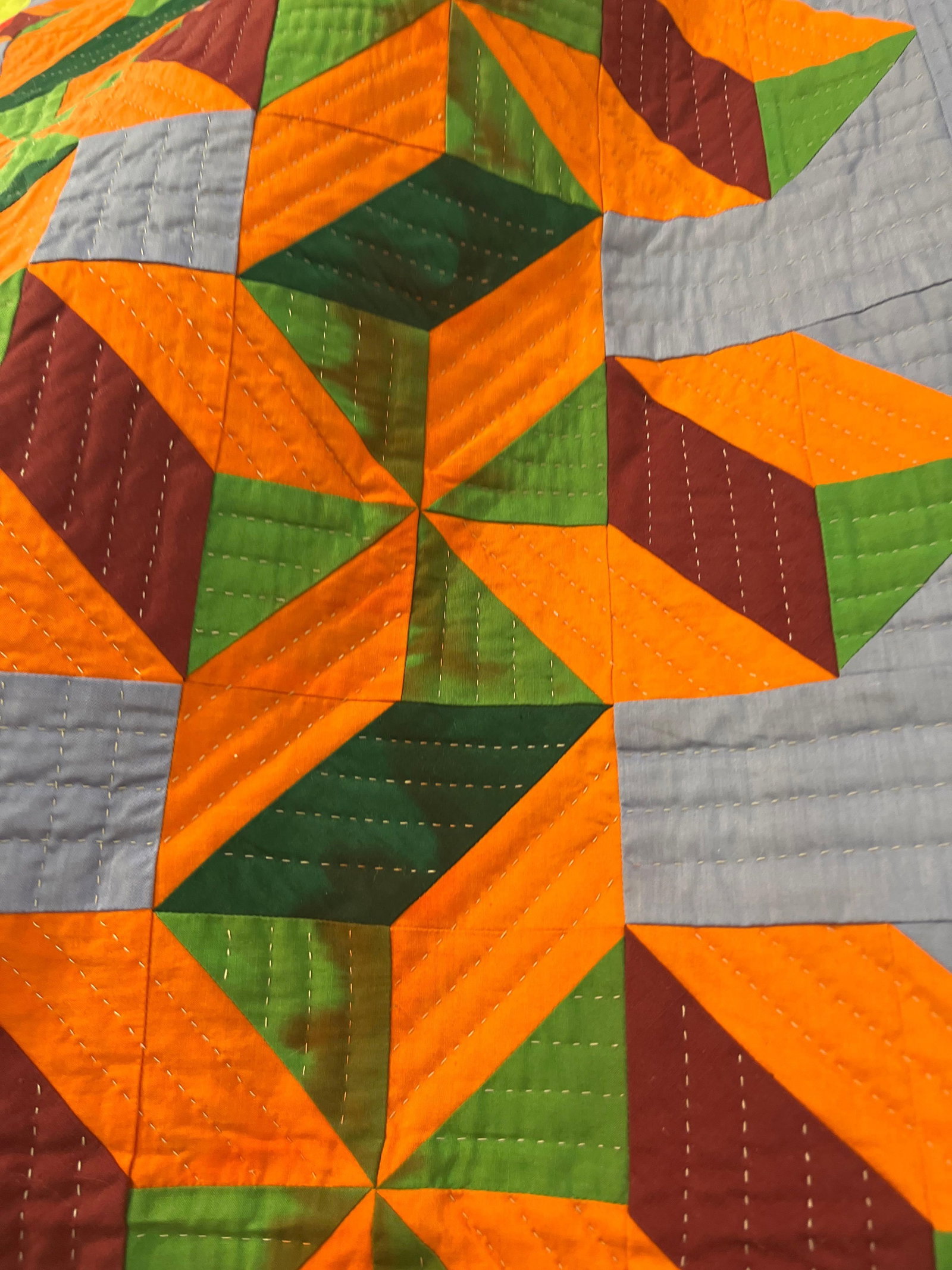 Hand Stitched Entangled Sky Pattern Quilt - 4