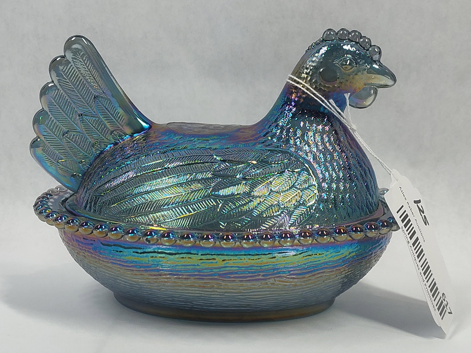 VTG Indiana Glass Iridescent Blue Carnival Hen on Nest Covered Dish: Showing no chips, cracks or breaks being full sized measuring 7 in. L