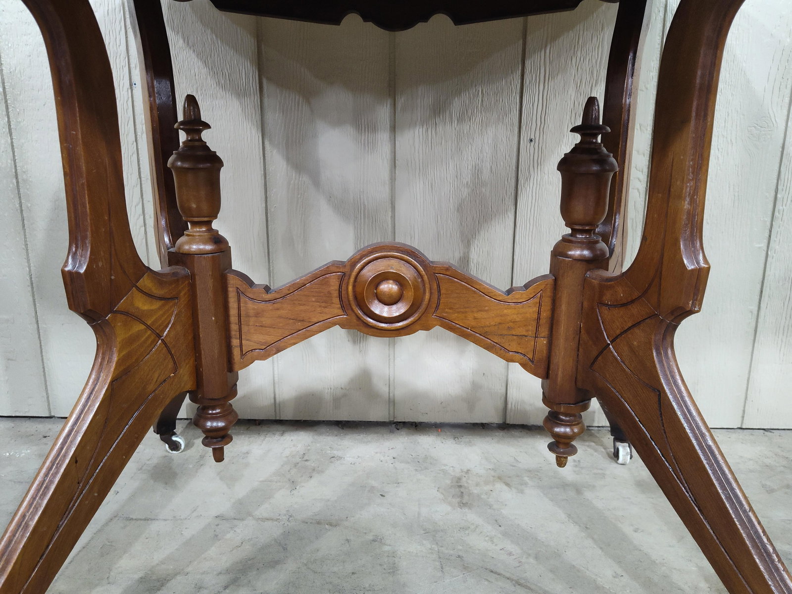 19th C. Victorian Walnut Table - 3
