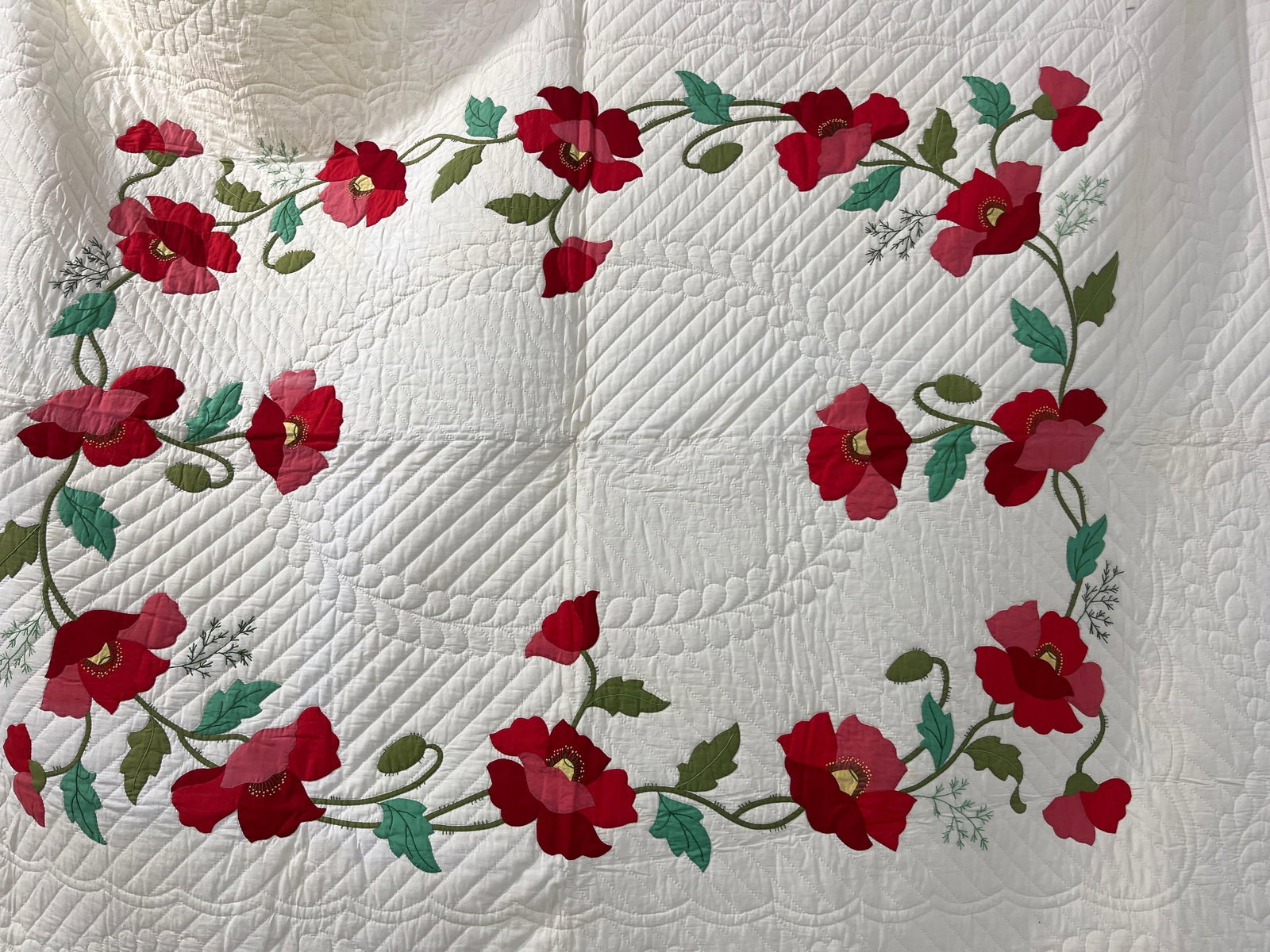 1960s Red Poppy Applique Quilt: A nice pattern, fairly clean with some minor stains to back. 91x75
