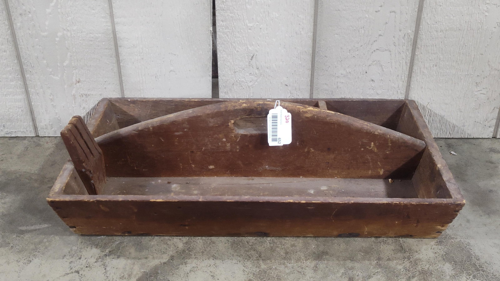 Great Primitive Comparted Caddy (1 of 5)