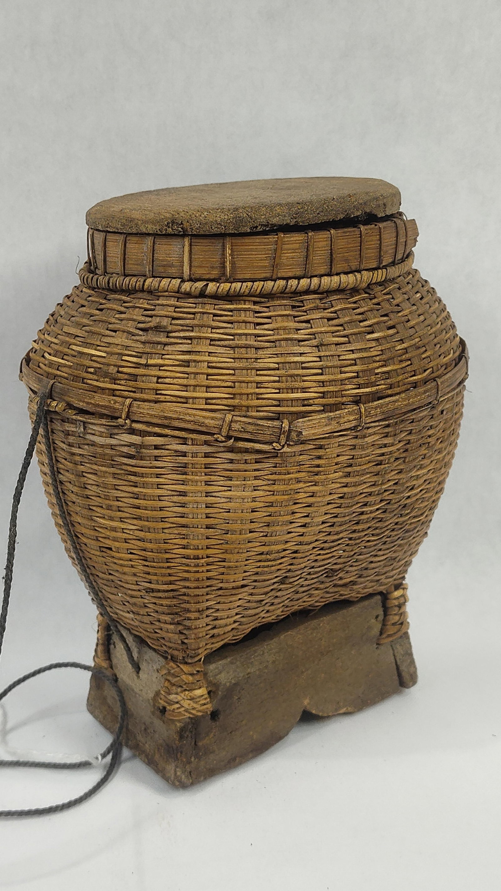 Bamboo Oriental Fish Basket - 3