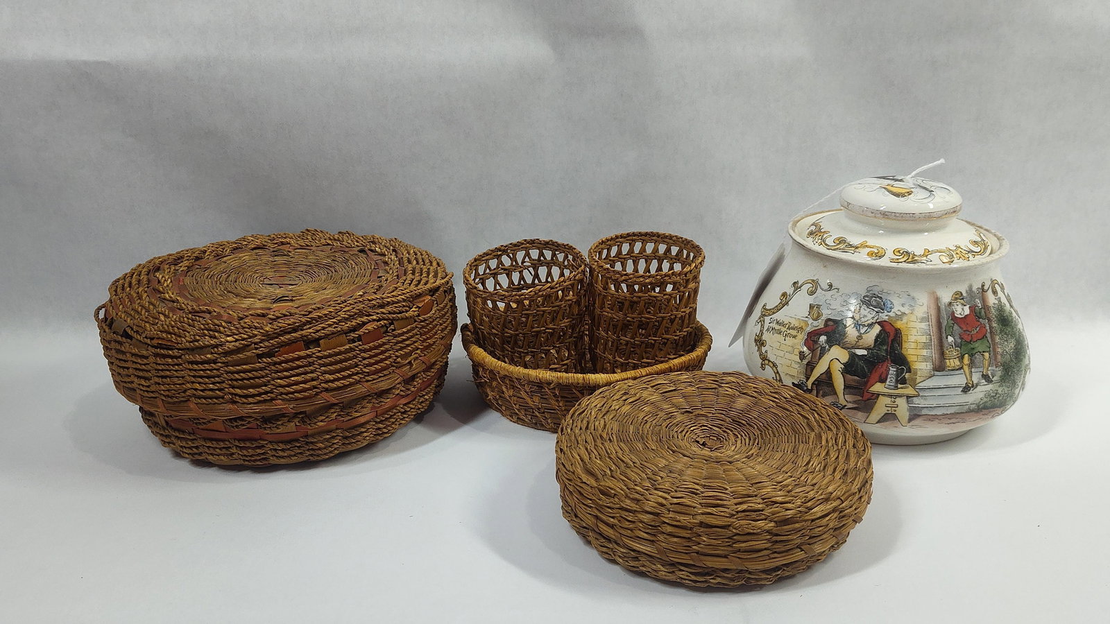 Hand Woven Baskets & Porcelain Humidor (1 of 10)