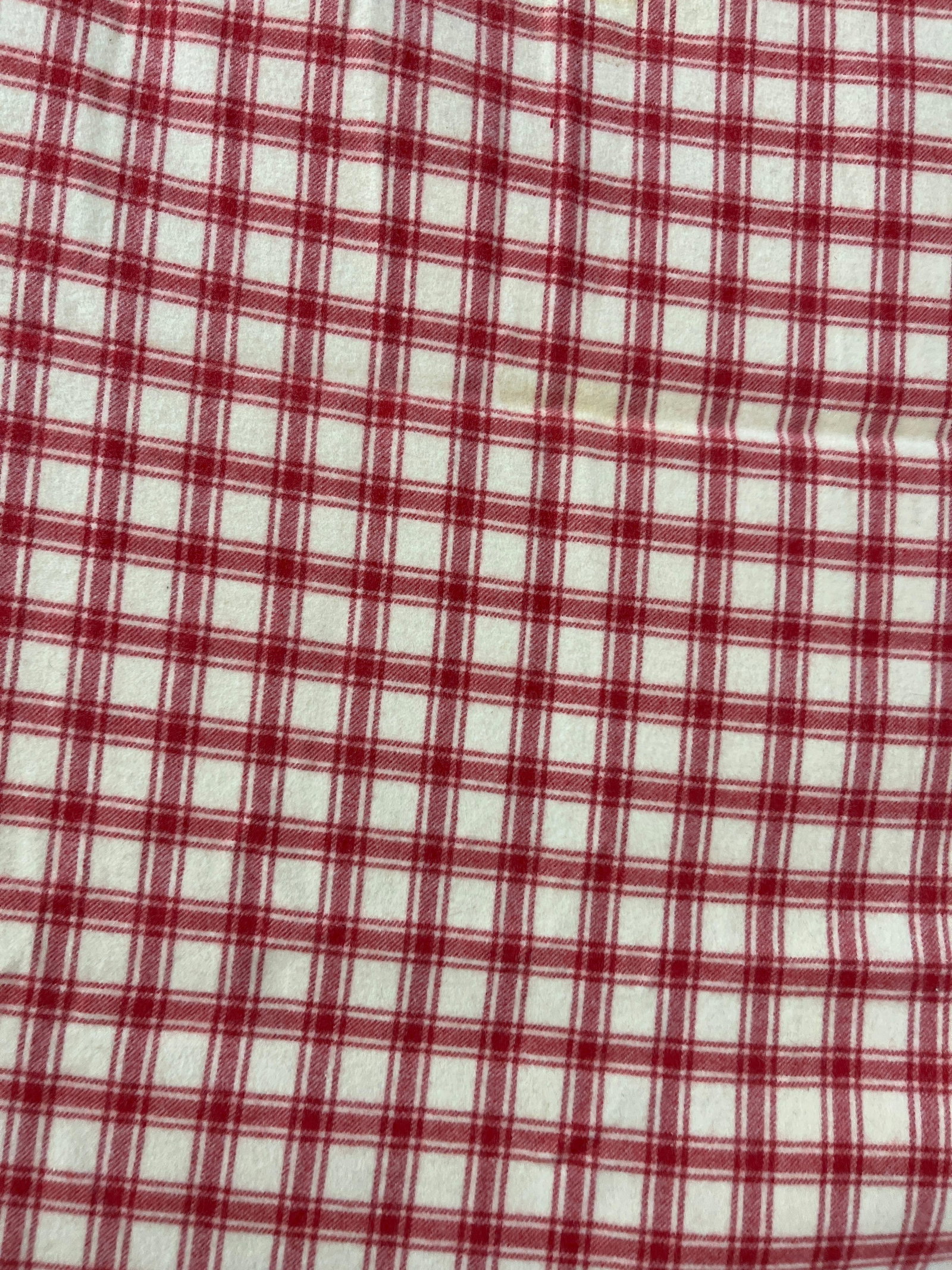 Lindsey Woolsy Gingham Coverlet: 91x66, one small hole is shown. 