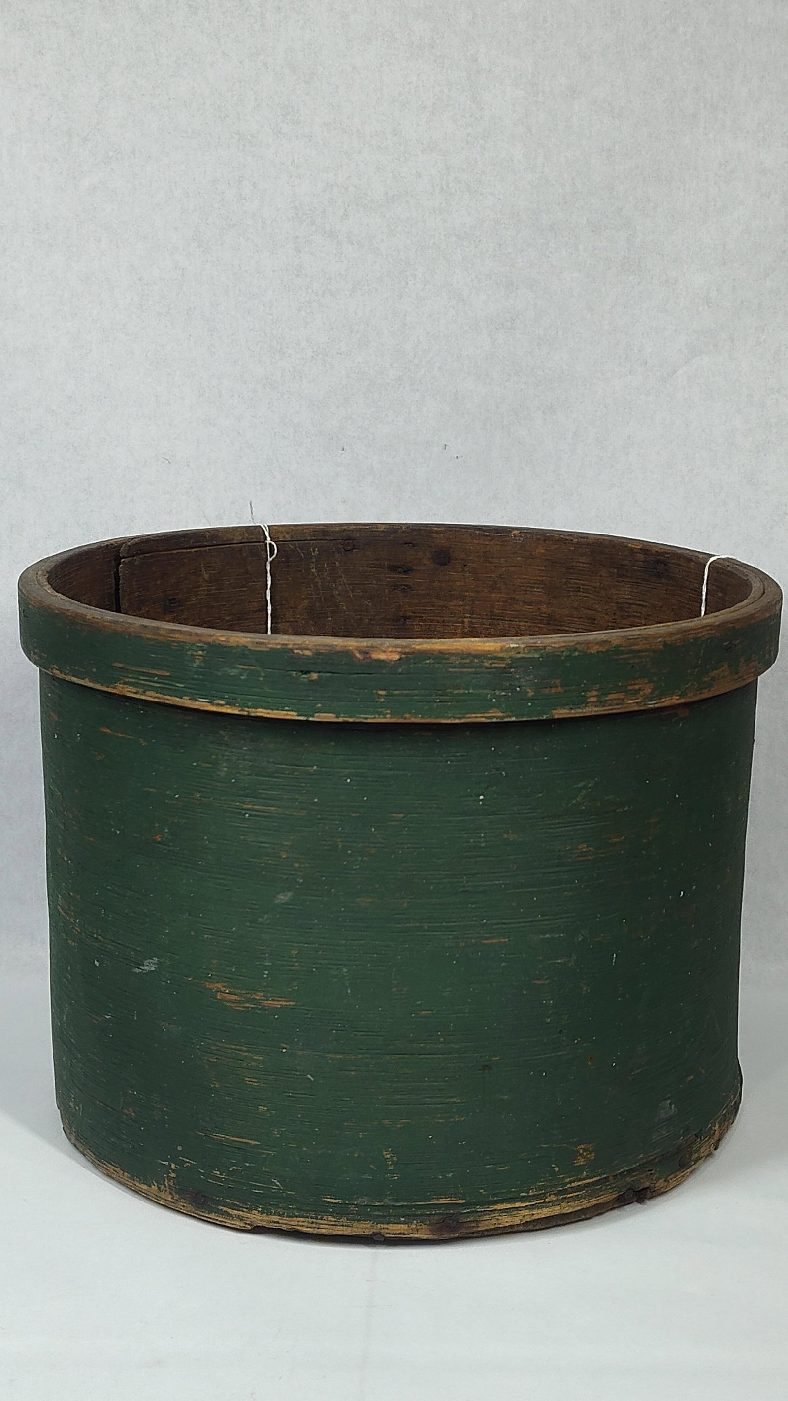 Green Painted Grain Measure (1 of 4)