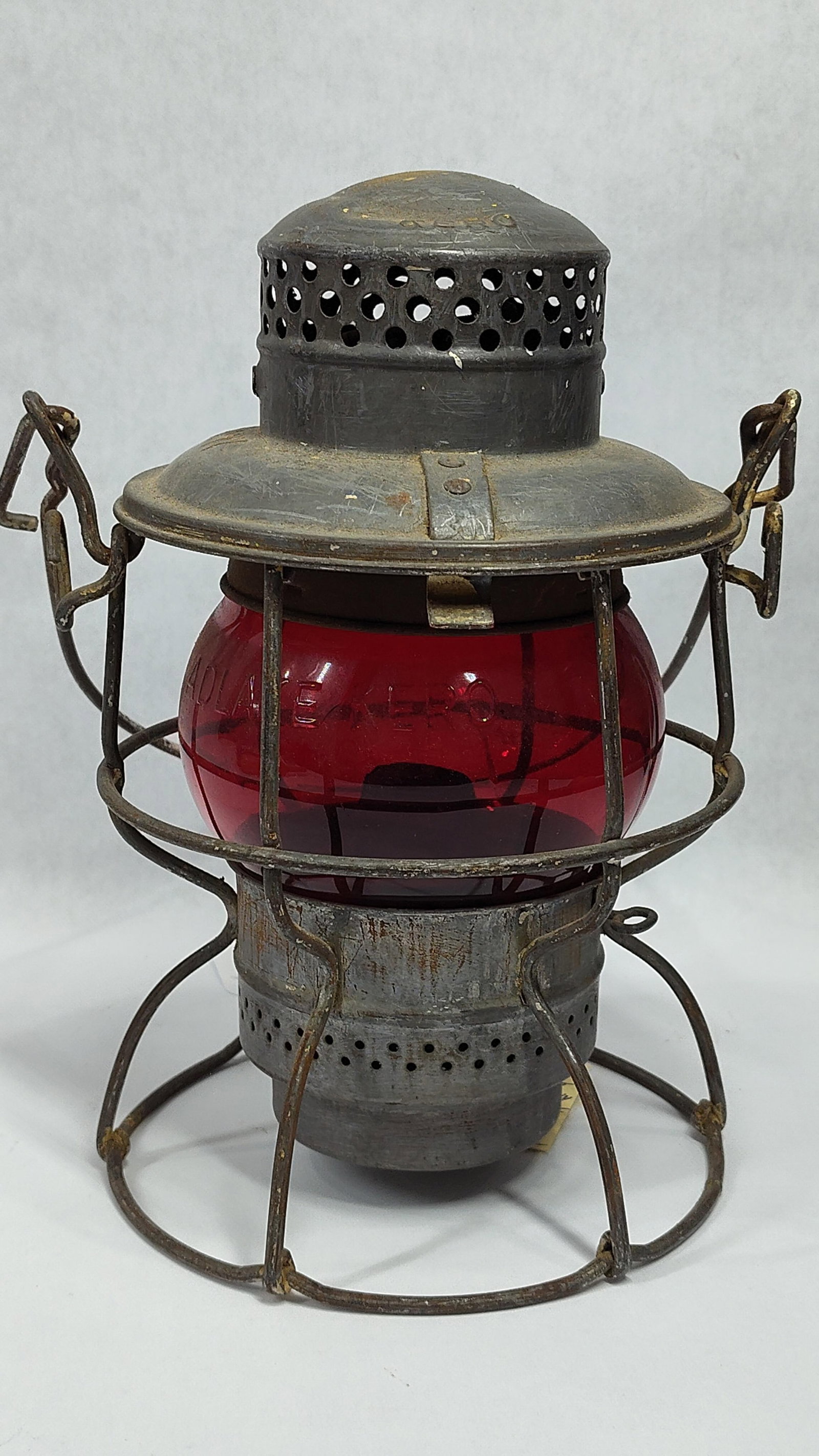 Adlake Kero Elgin Joliet and Eastern Railway Railroad Lantern with Red Globe (1 of 5)