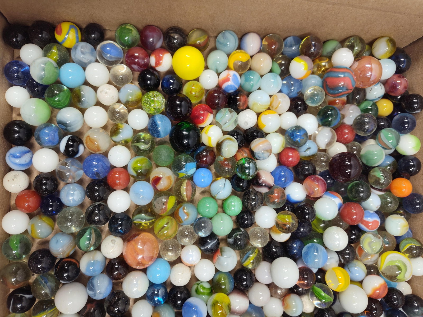 Assortedand Modern Marbles - 4