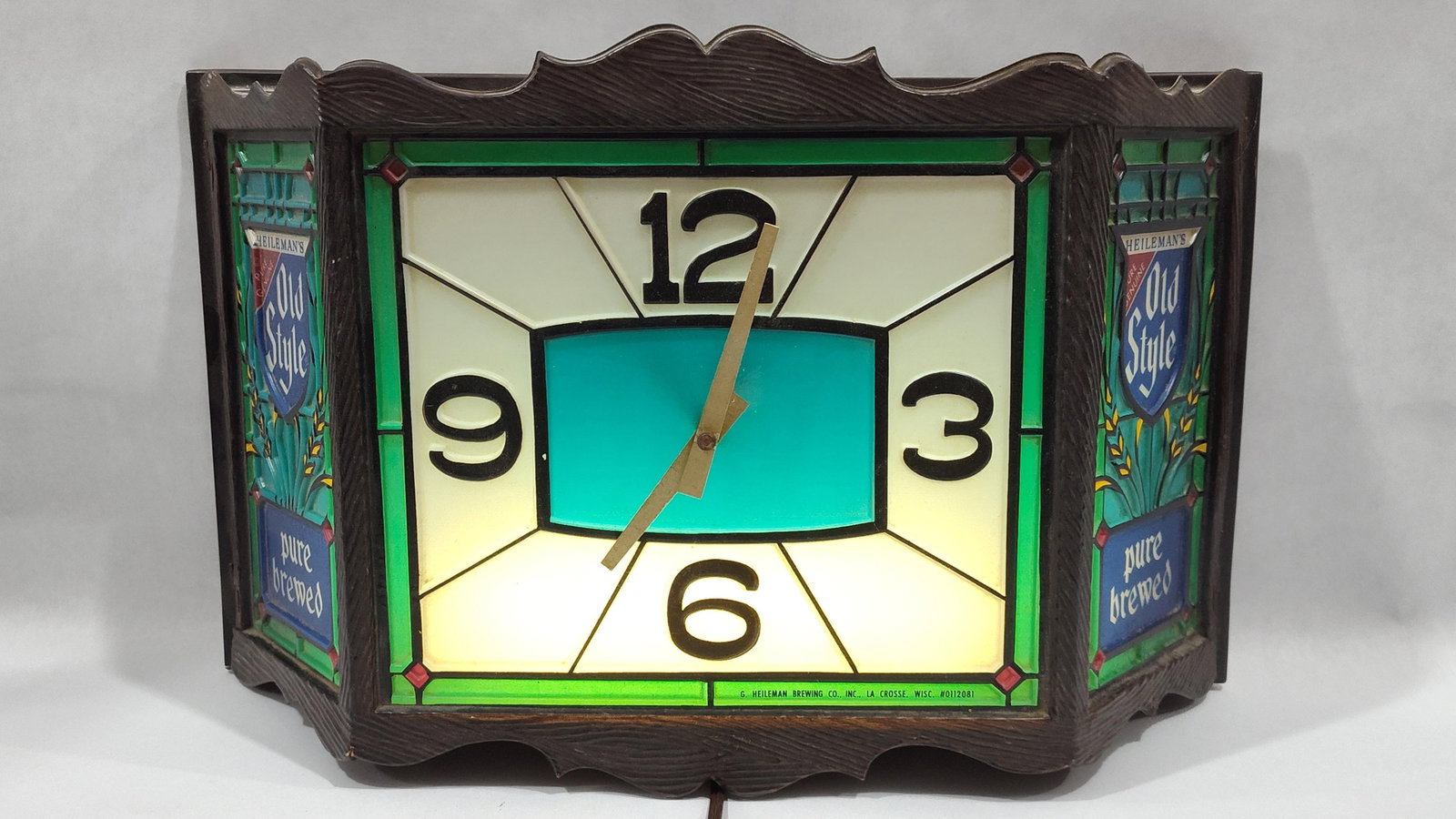 1970 Heileman's Old Style Beer Illuminated Triptych Wall Clock by Embosograph (1 of 6)