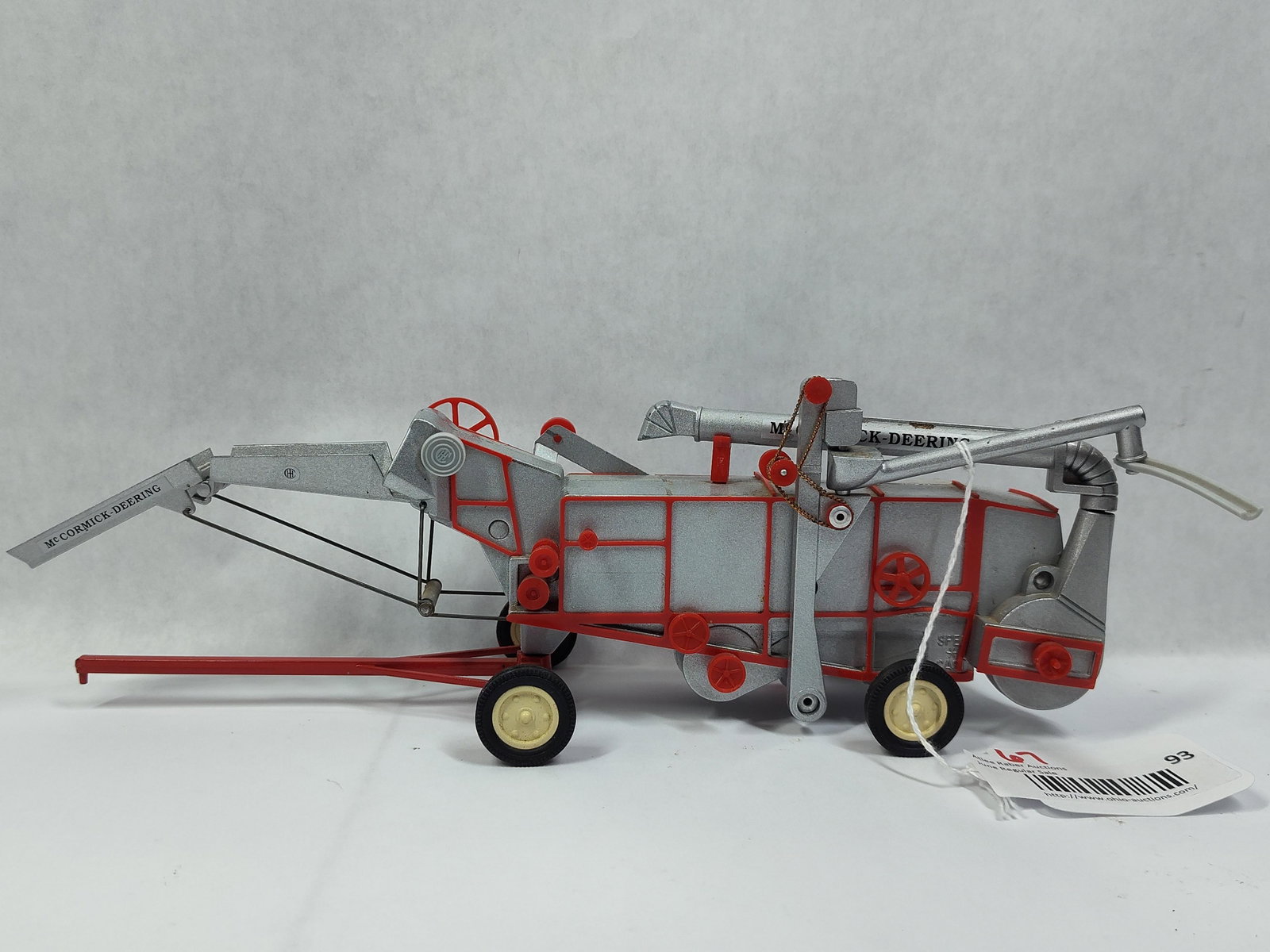 Spec Cast McCormick-Deering Thresher Model (1 of 5)