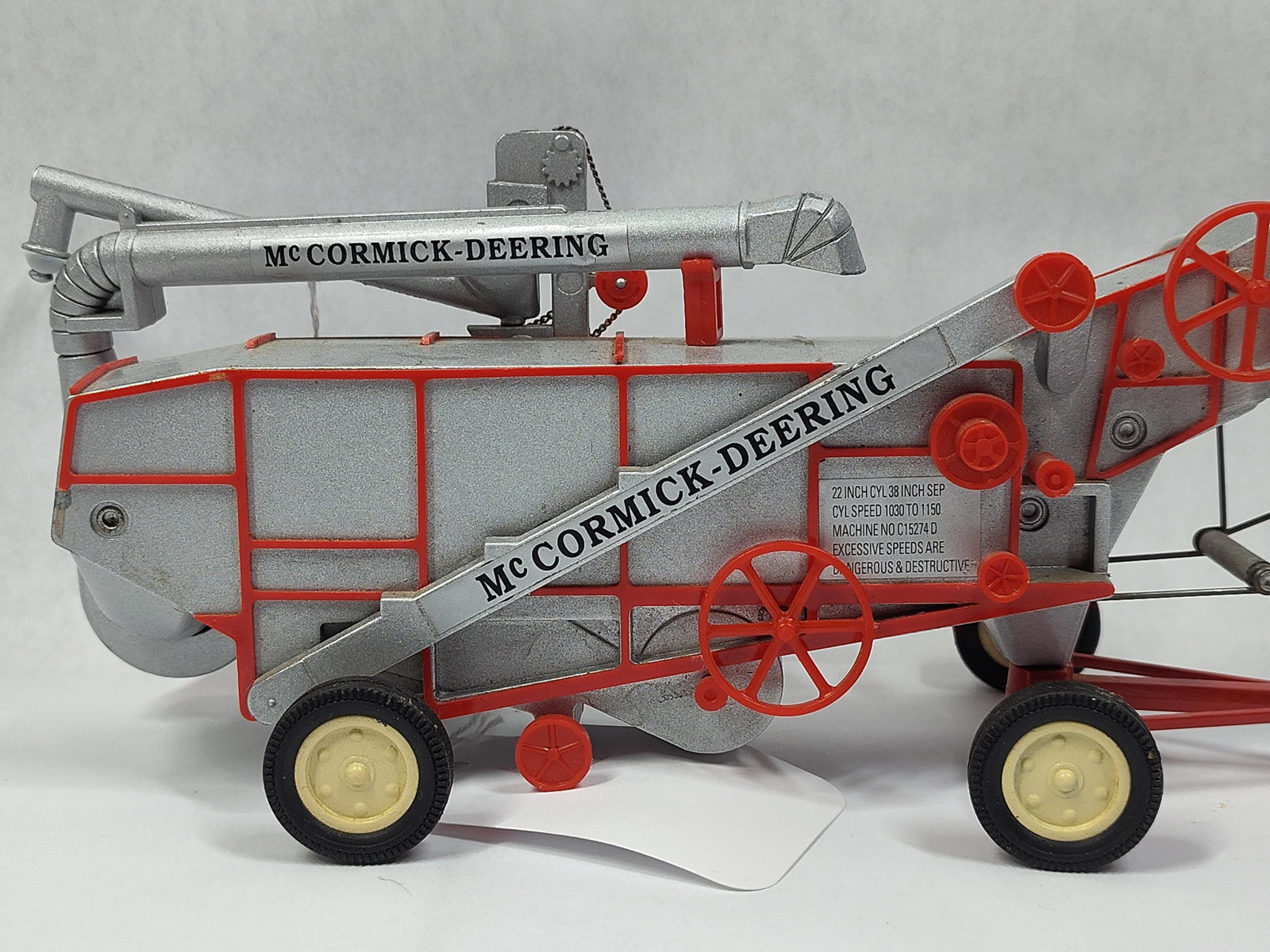 Spec Cast McCormick-Deering Thresher Model - 4