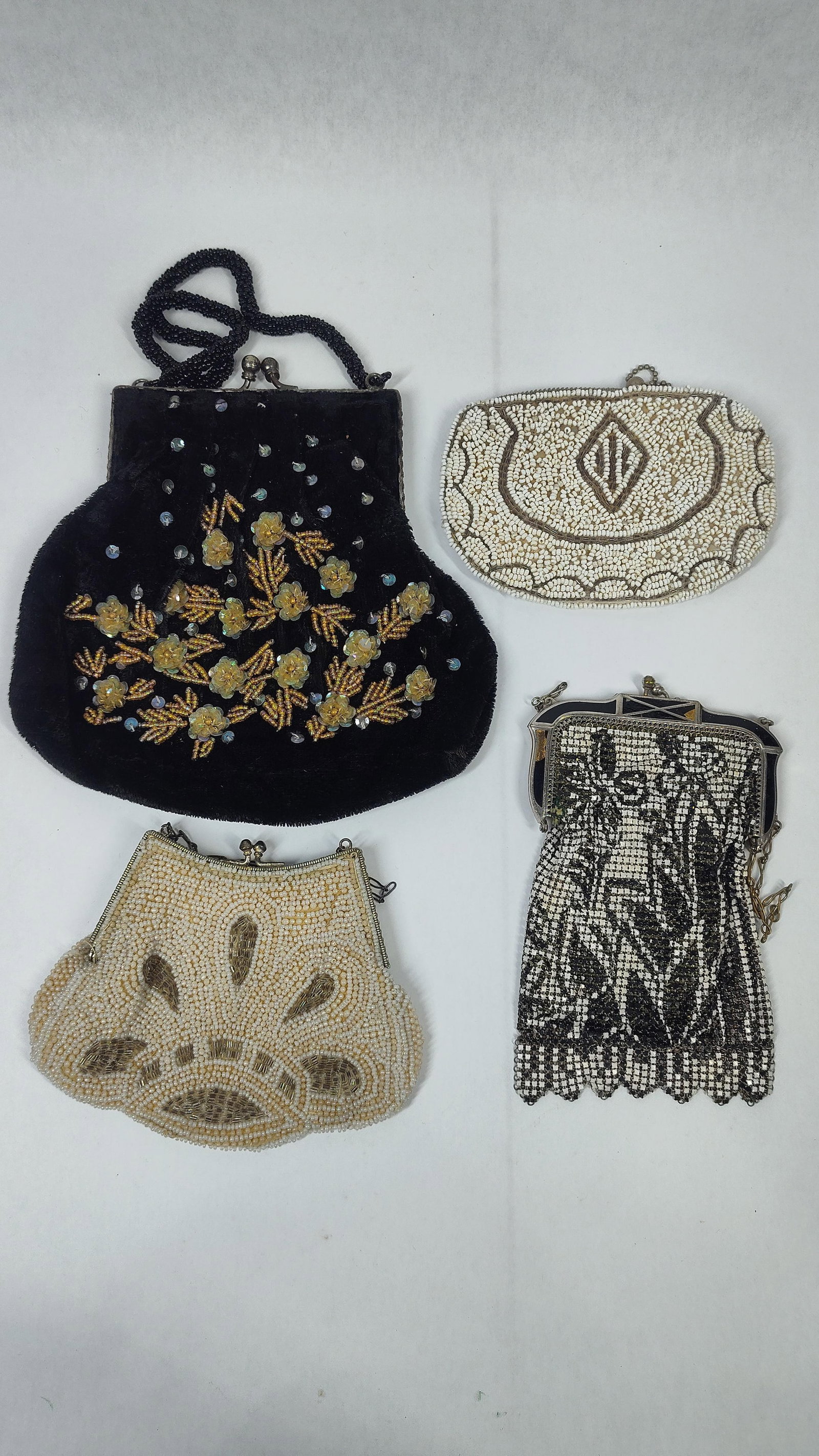An Assortment of Antique andBeaded and Mesh Evening Bags (1 of 6)