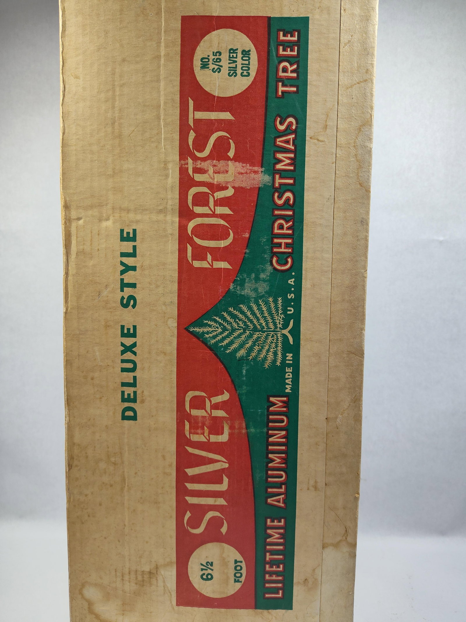 Arandell Products Silver Forest 6.5 Foot Aluminum Christmas Tree in Original Box (1 of 4)
