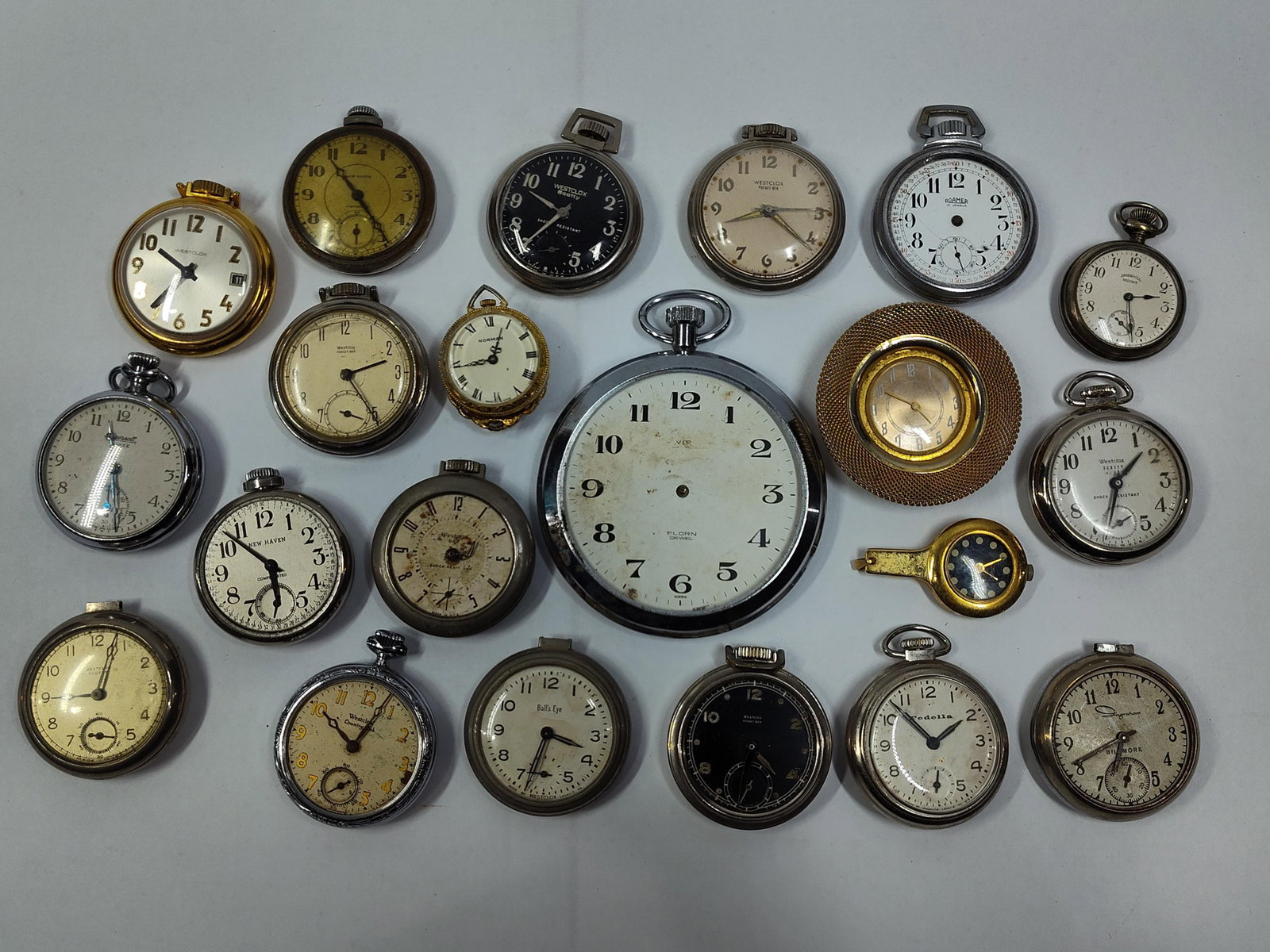 American and European Pocket Watches and Small Clocks (1 of 12)
