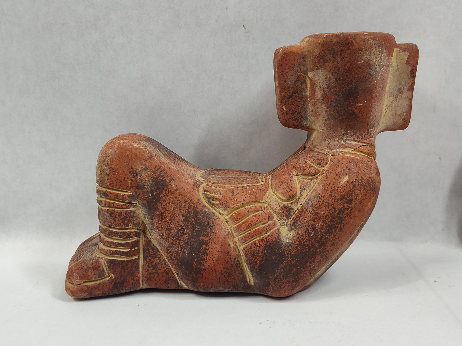 Two Pre-Columbian Style Ceramic Figurines - 3